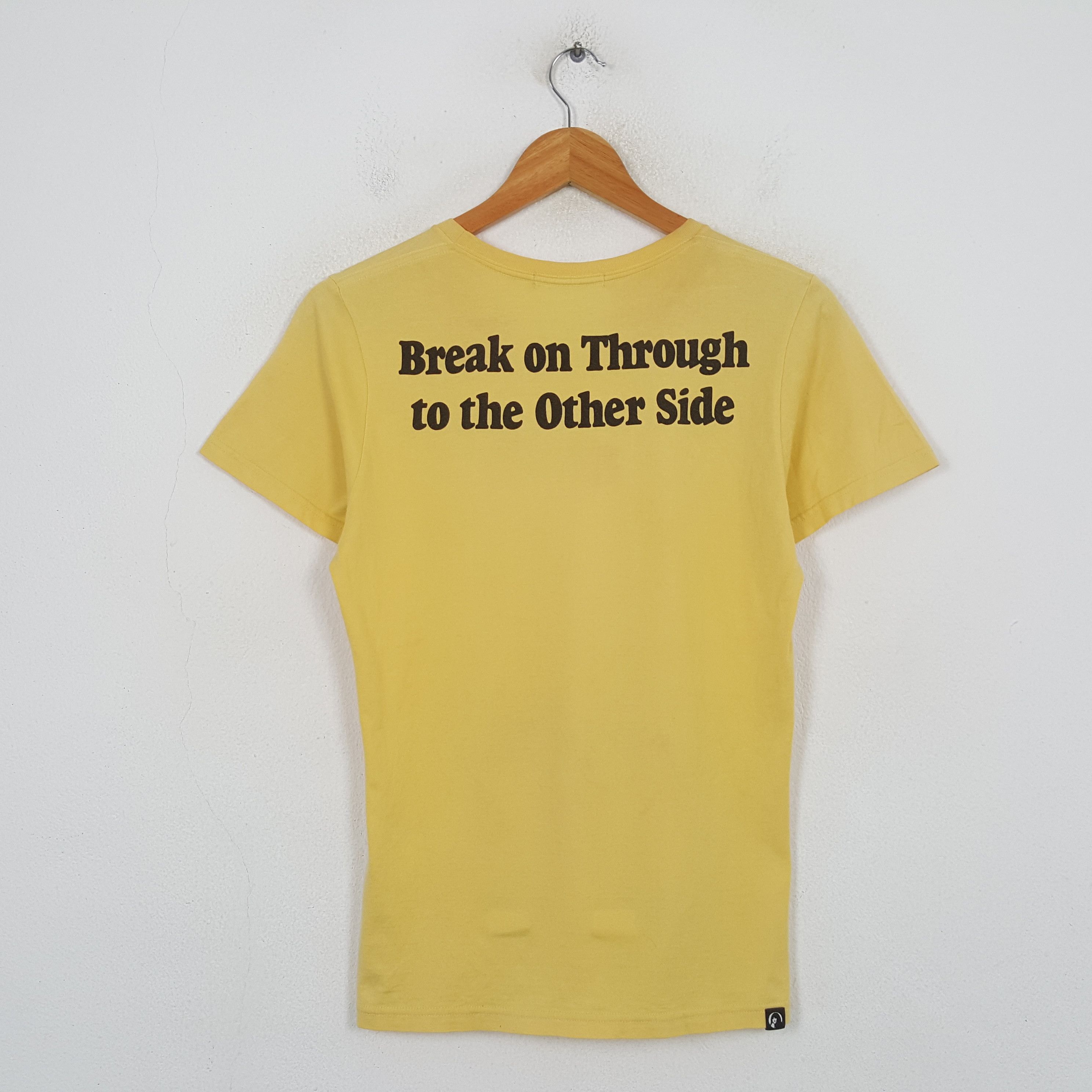 Hysteric Glamour Vintage Hysteric Glamour Japan Fashion Brand T-Shirt C301N50 Size US XS / EU 42 / 0 - 3 Thumbnail