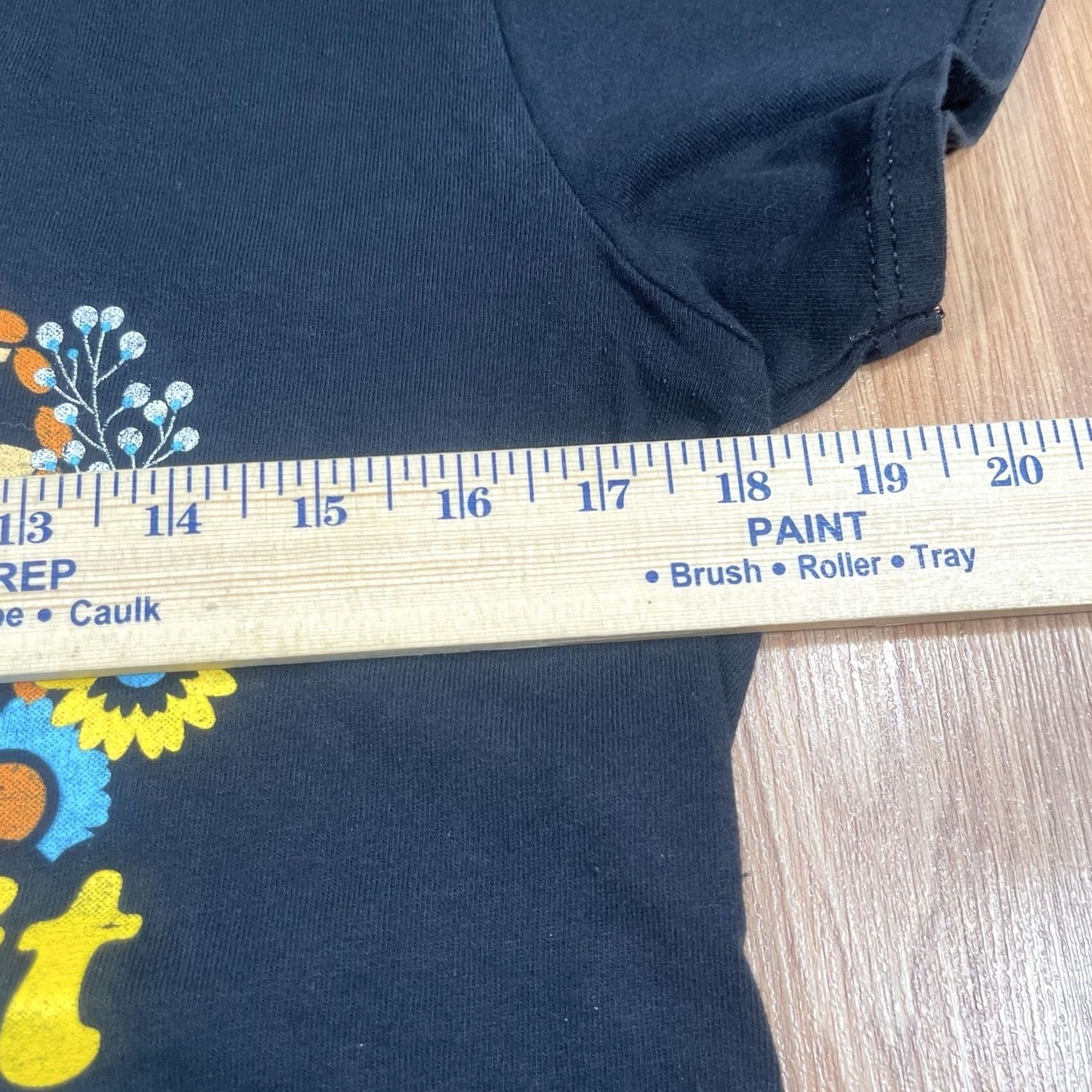 Gildan Gildan Graphics T-Shirt Mens M Medium Black CrewNeck Short Sleeve Heavy Cotton Size US M / EU 48-50 / 2 - 6 Thumbnail
