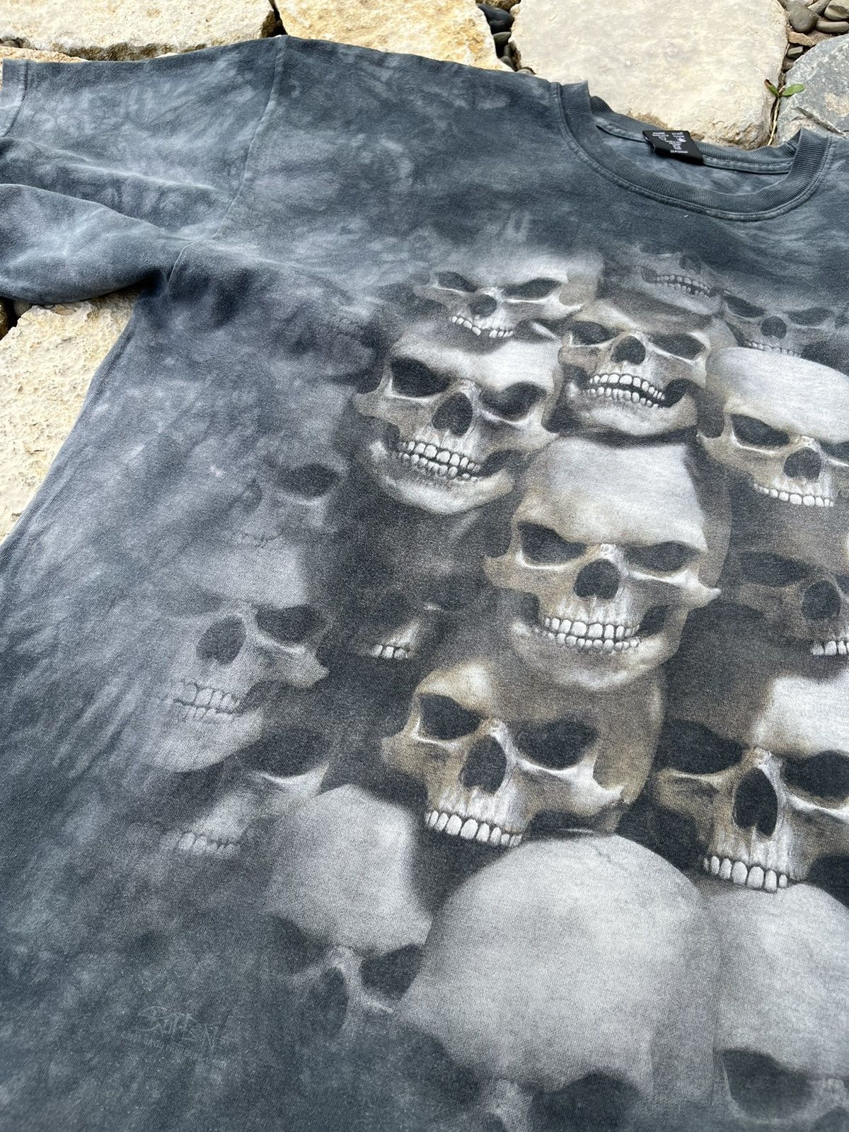Vintage Vintage Skulbone dyed y2k skulls t-shirt tee all over print Size US XL / EU 56 / 4 - 8 Thumbnail