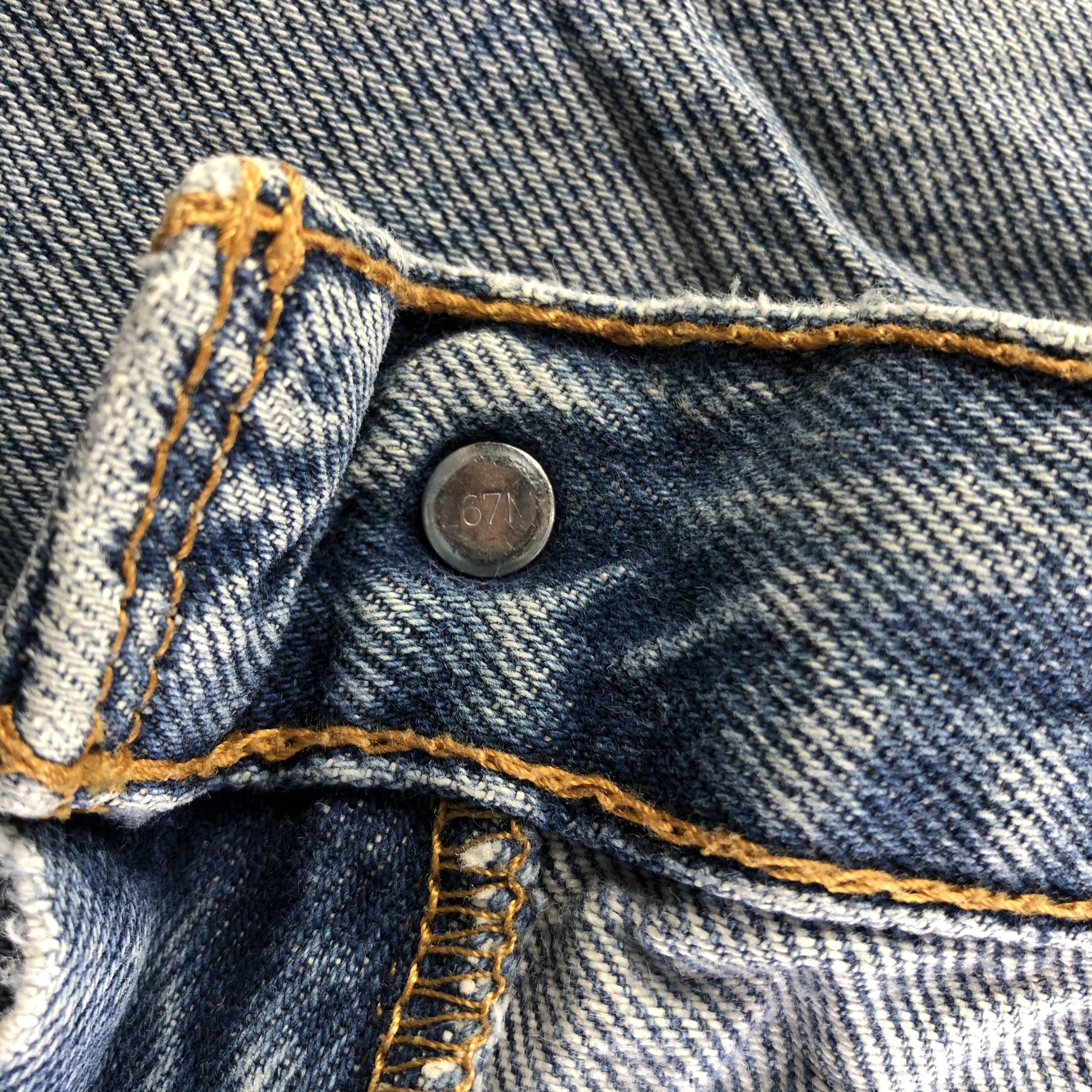 Levi's Vintage Levis 505 Jeans-J4106 Size US 33 - 13 Thumbnail