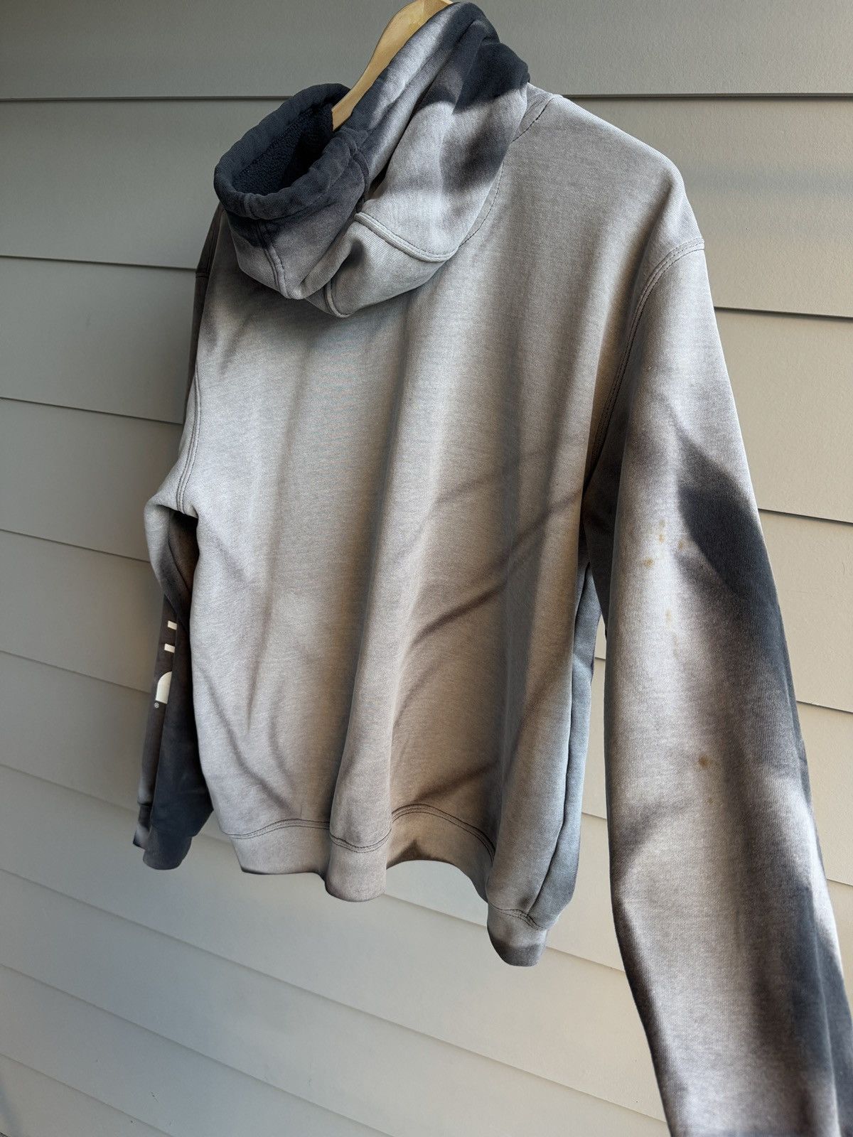 Carhartt Carhartt crazy sun faded Hoodie Boxy Erd grunge L vintage Size US L / EU 52-54 / 3 - 9 Thumbnail