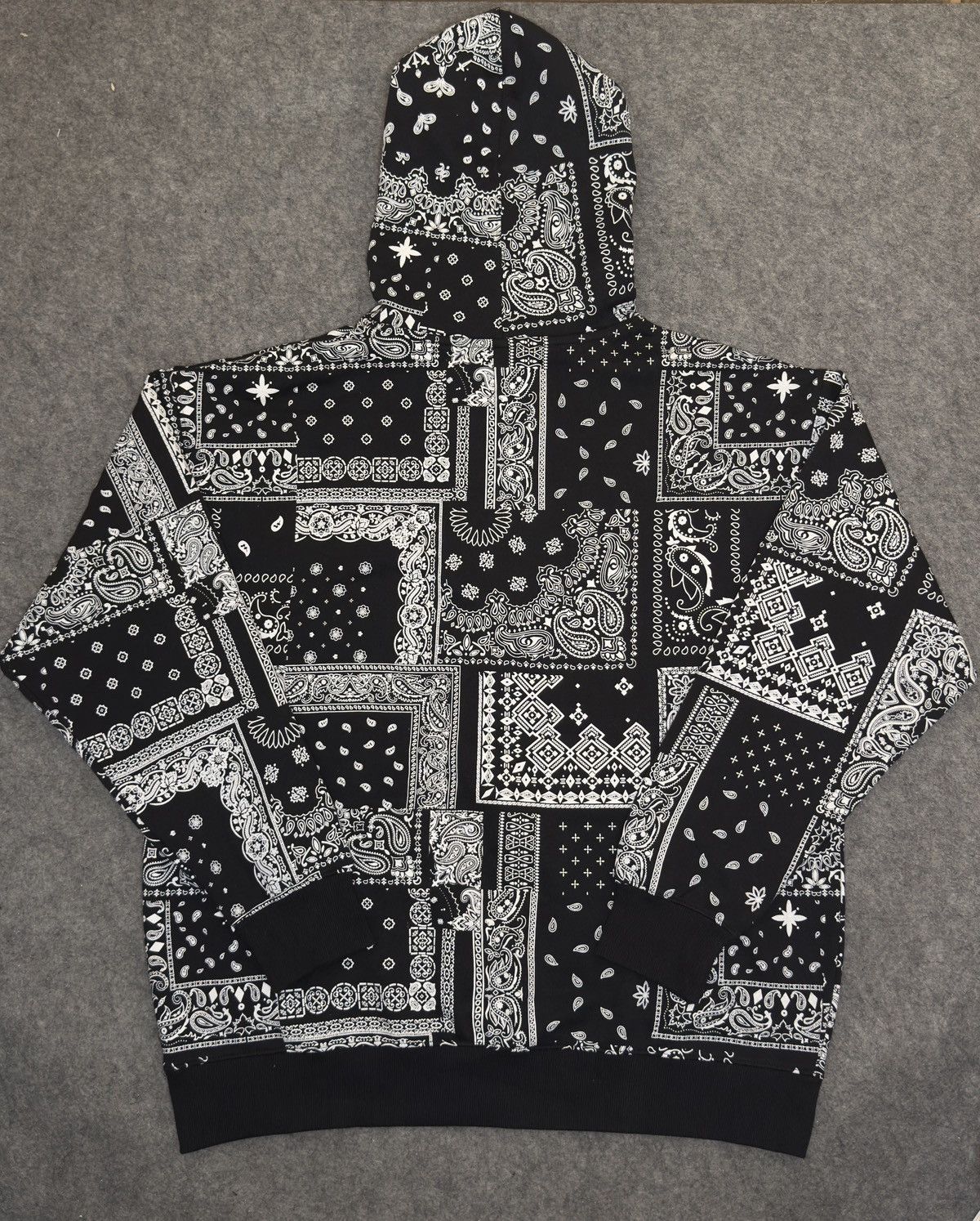 DC DC Shoes Men's Old School Ph hoodie. Size US L / EU 52-54 / 3 - 2 Thumbnail