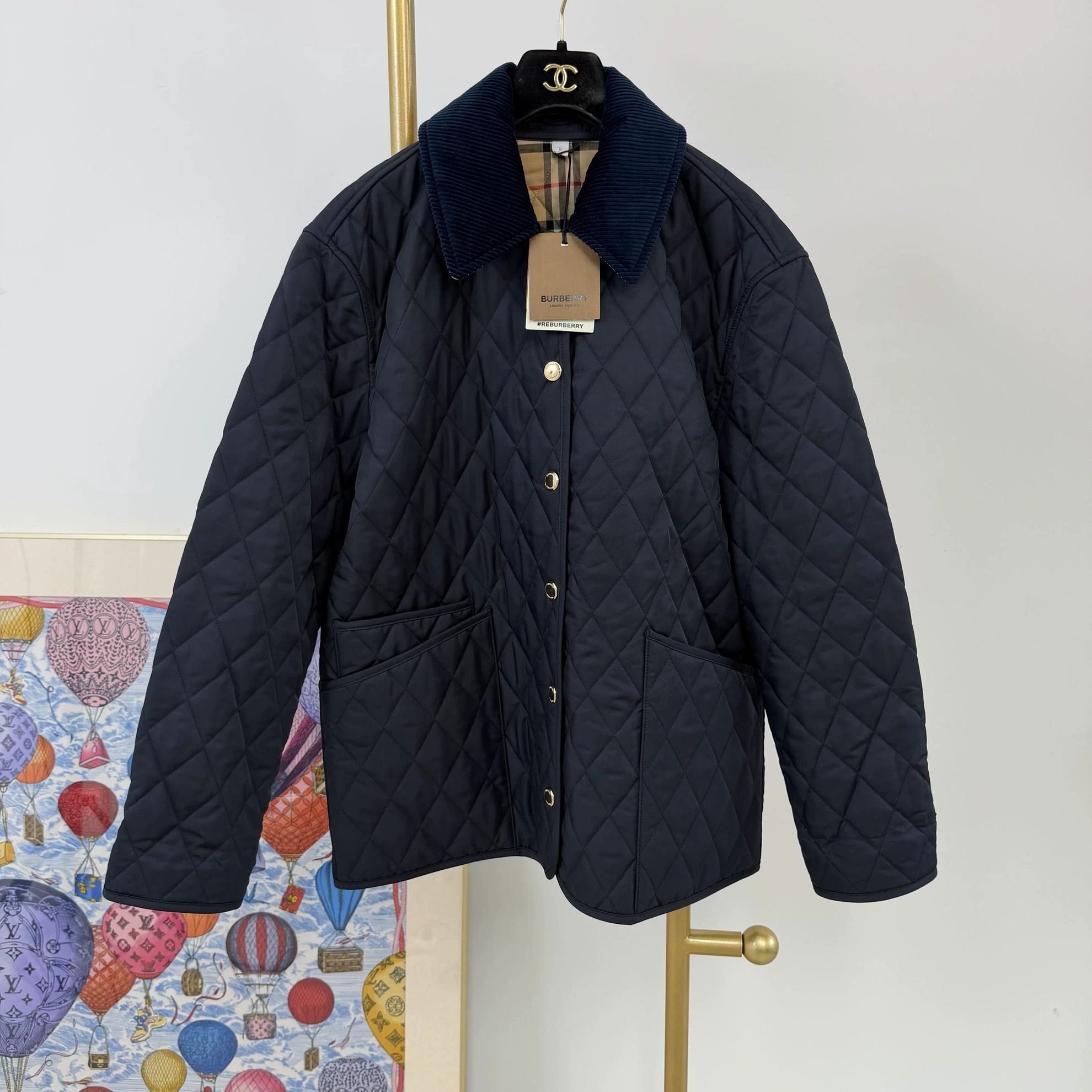 Burberry Burberry Navy Blue Diamond Quilted L Jacket Size L / US 10 / IT 46 - 1 Thumbnail