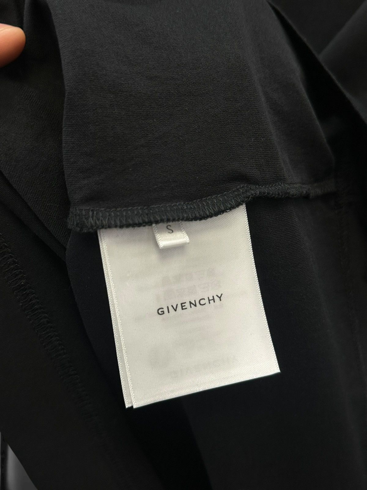 Givenchy Givenchy Black Logo Shirt Size US S / EU 44-46 / 1 - 7 Thumbnail