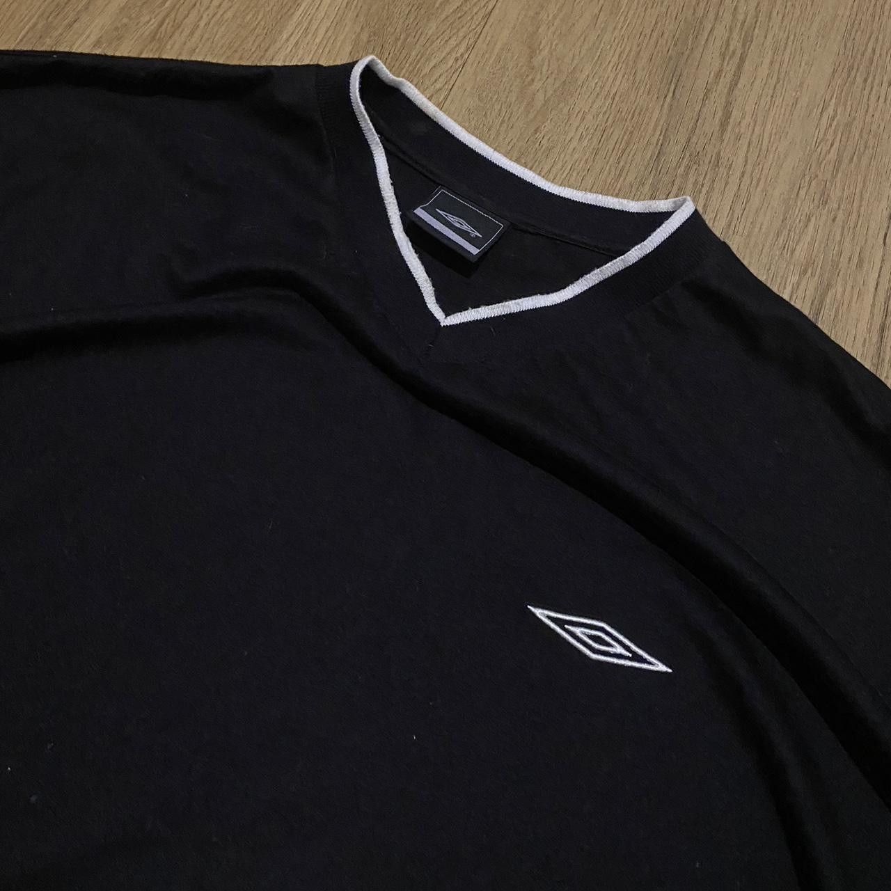 Umbro Umbro black and white football shirt football Vintage Size US L / EU 52-54 / 3 - 2 Thumbnail