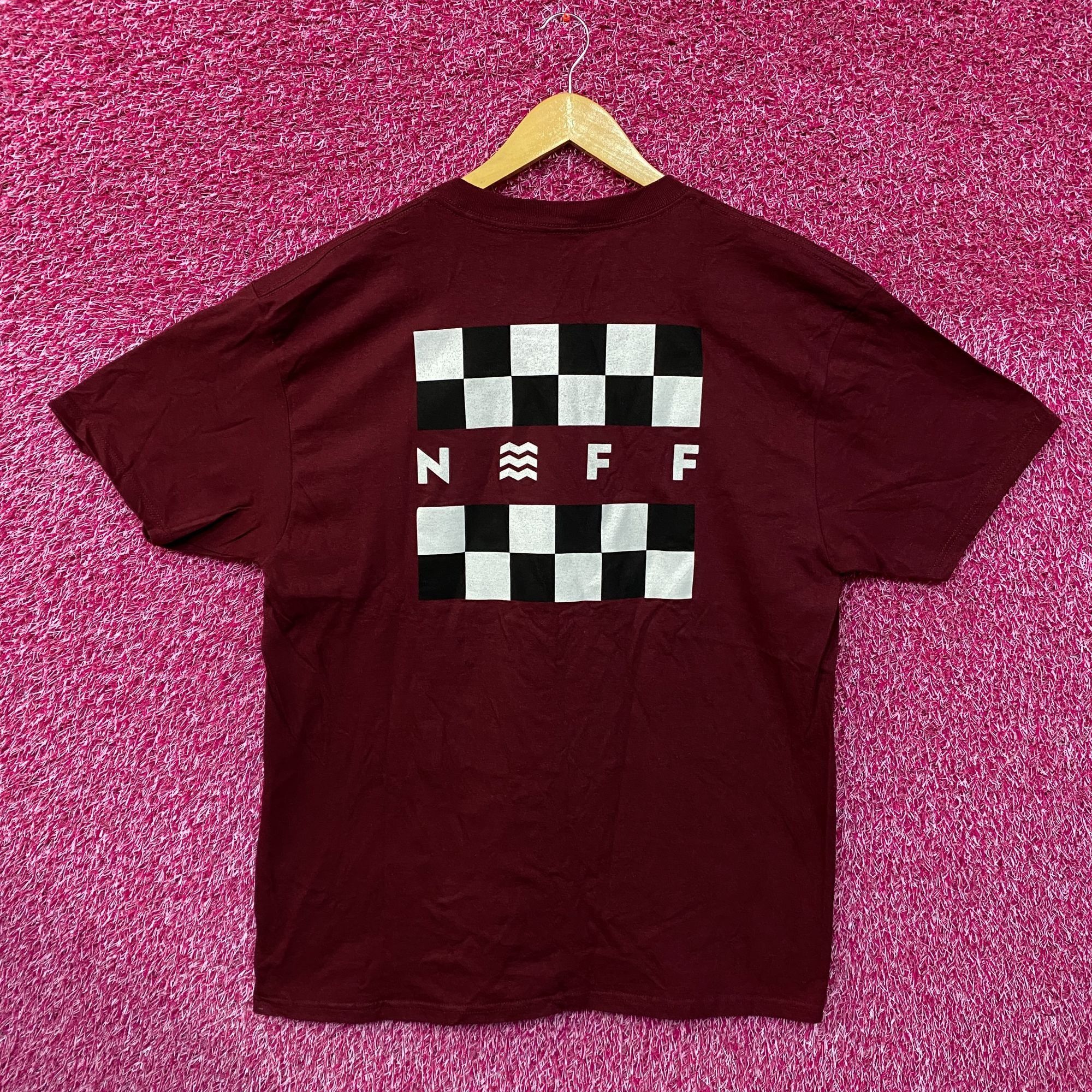 NEFF Neff Checkered Skater & Surfer Streetwear Tee L Size US L / EU 52-54 / 3 - 1 Thumbnail