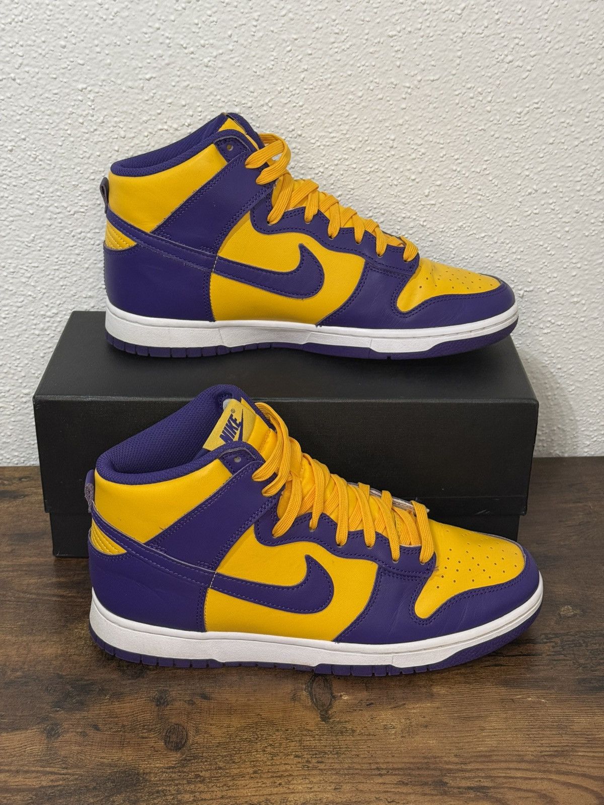Nike Nike Dunk High Lakers size 10 Size US 10 / EU 43 - 4 Thumbnail