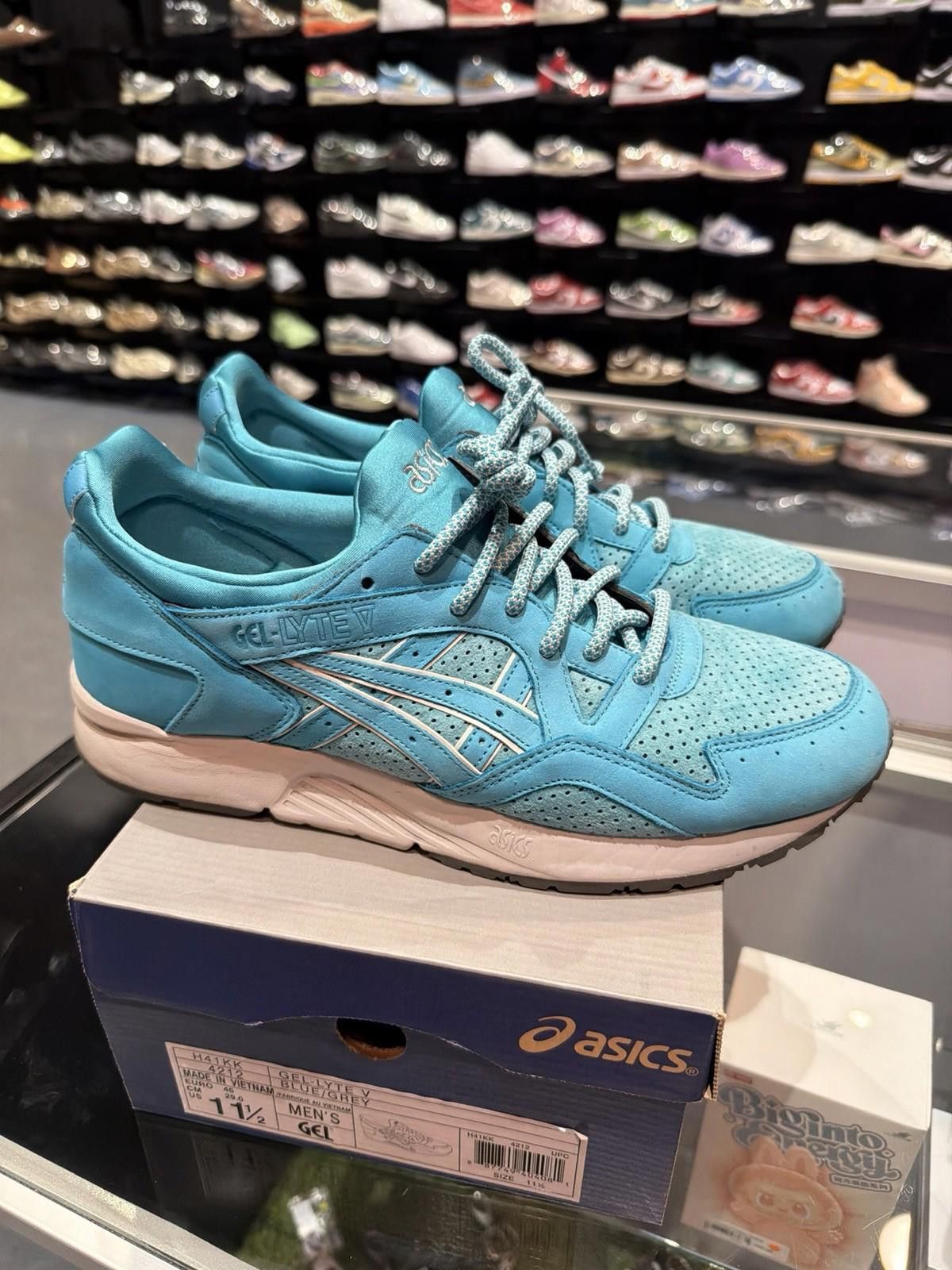 Asics Size 11.5 - ASICS Ronnie Fieg x Gel Lyte 5 Cove EUC Size US 11.5 / EU 44-45 - 4 Thumbnail