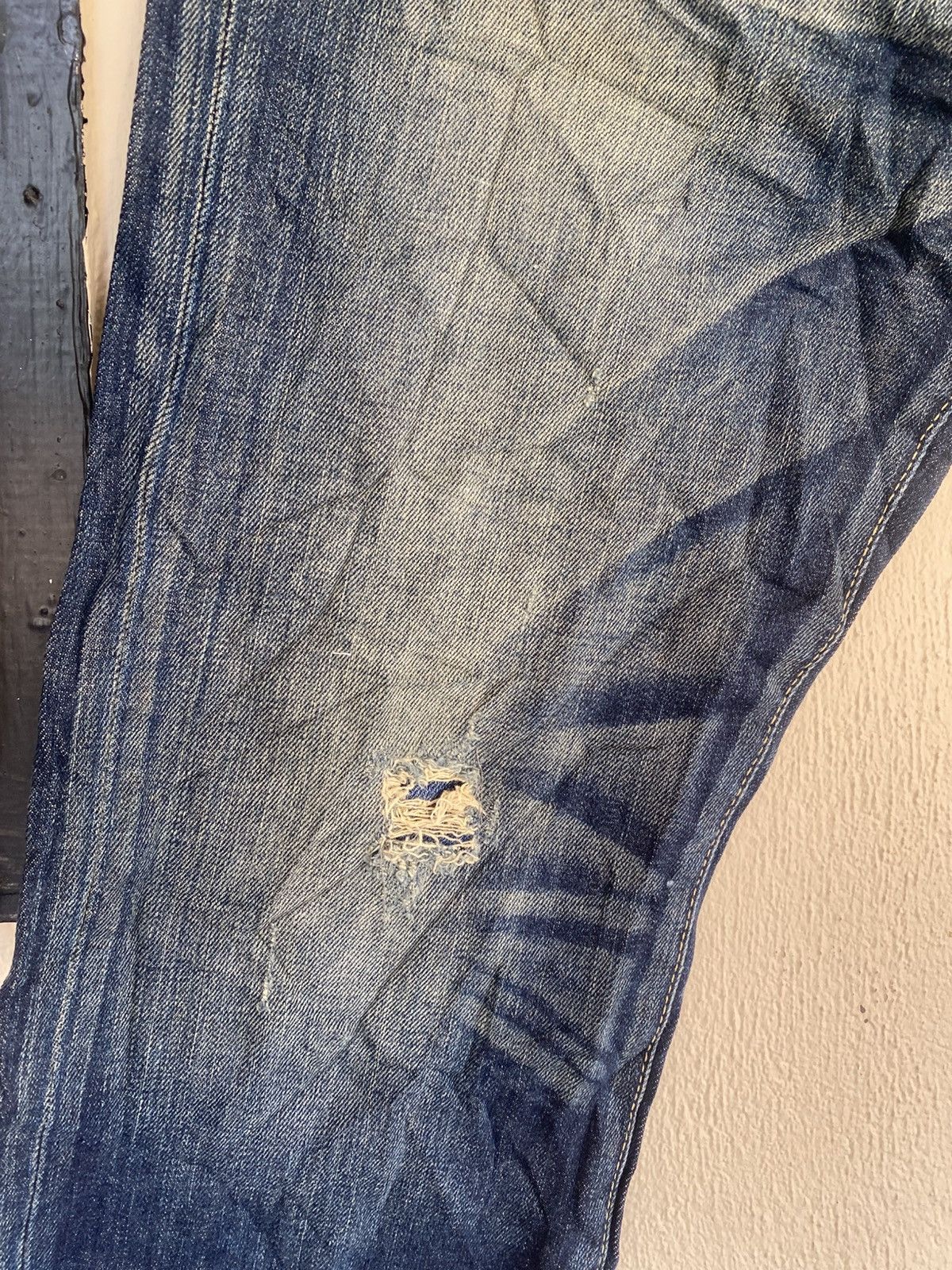 Undercover × Uniqlo UJ Whiskers Clawmark Denim Size US 34 / EU 50 - 4 Thumbnail