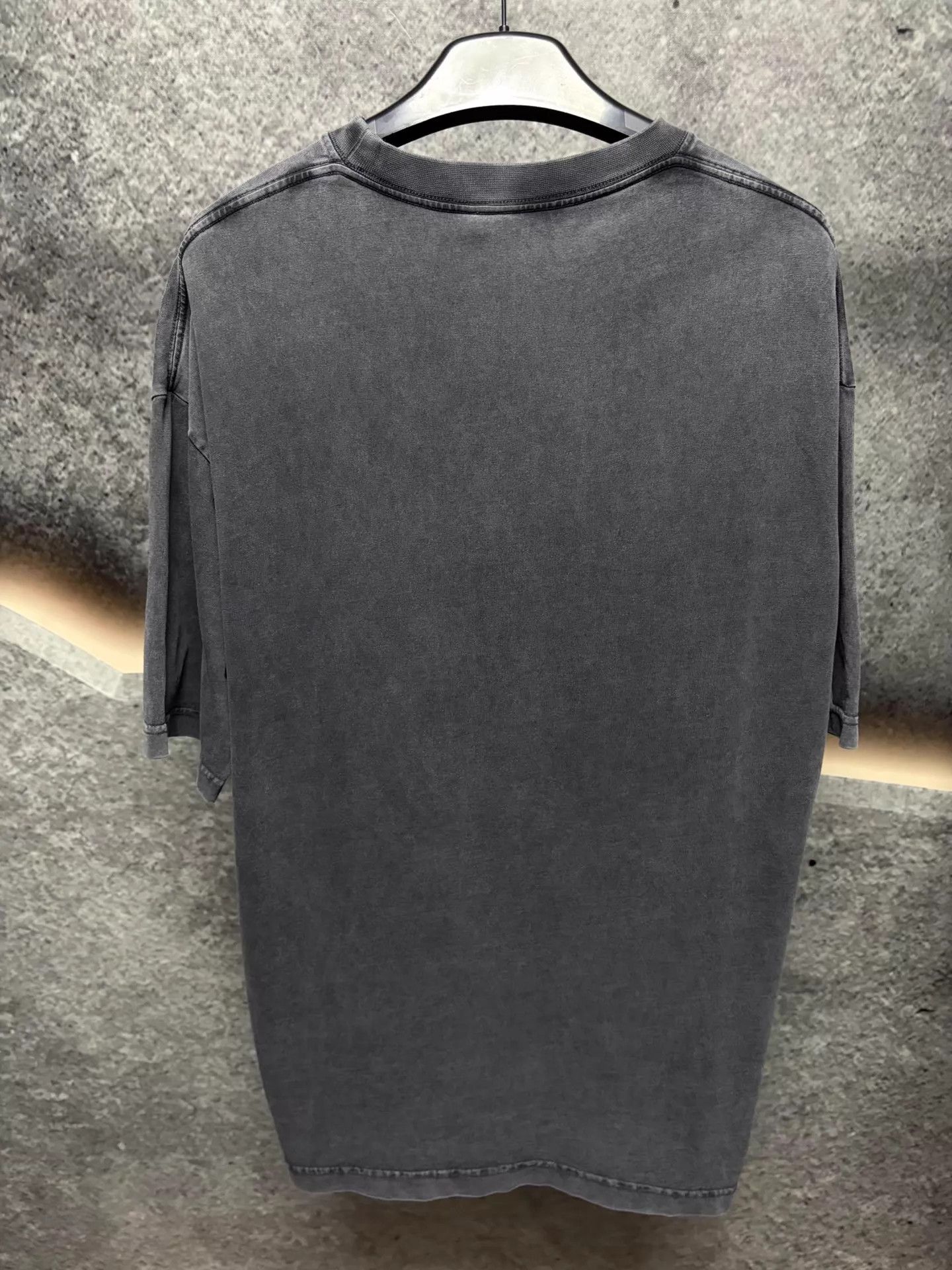 Balenciaga Balenciaga Short-Sleeve T-Shirt Black Size L Size US L / EU 52-54 / 3 - 2 Thumbnail