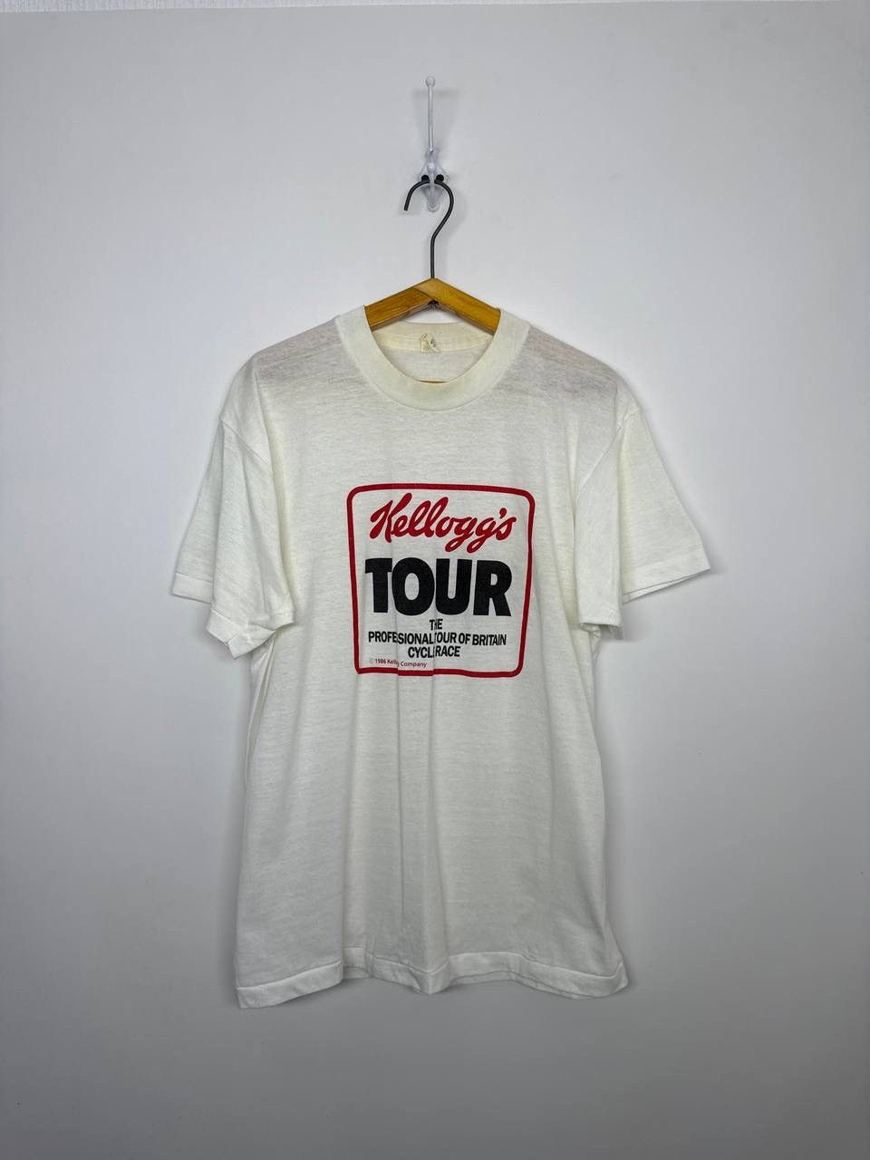 Vintage Vintage Y2k Kellogs Tour of Britain Cycling T Shirt Jersey Size US L / EU 52-54 / 3 - 1 Thumbnail