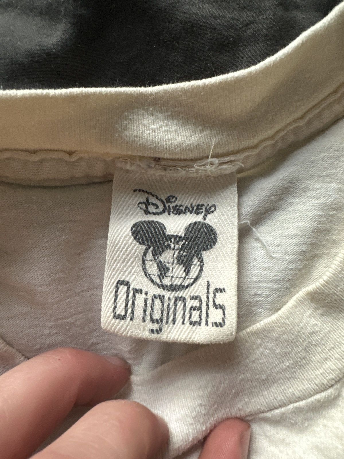 Disney Vintage Disney It’s a small word Tee Size US L / EU 52-54 / 3 - 2 Thumbnail