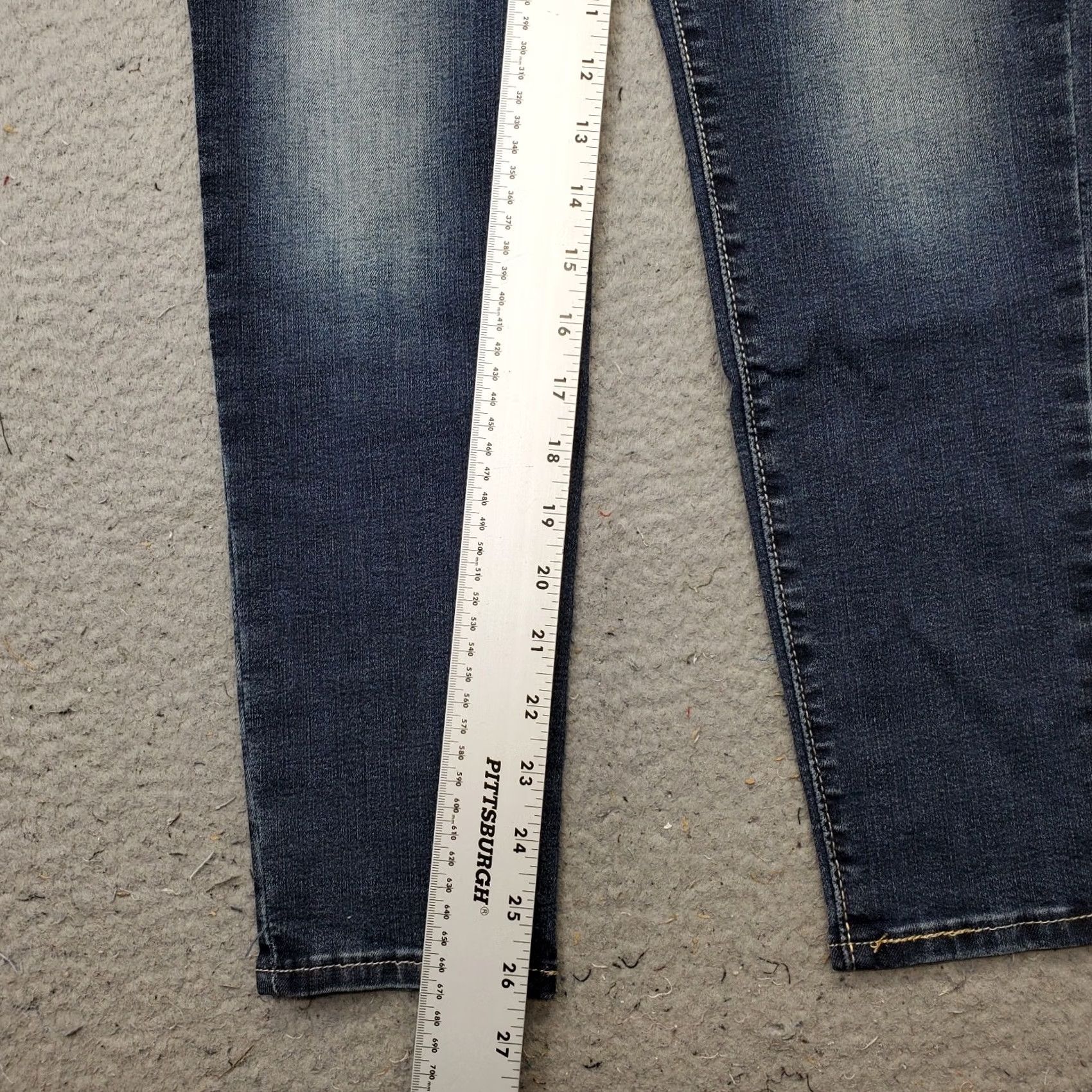 Denizen DENIZEN from Levi's Jeans Womens Size 2 Blue Denim Faded Stretch Modern Skinny Leg Size 26" / US 2 / IT 38 - 4 Thumbnail