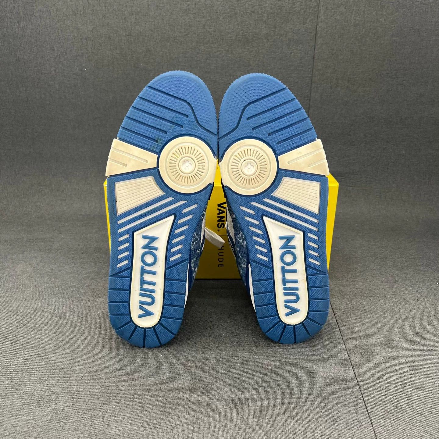 Louis Vuitton LV Trainer White Blue Denim 9 Worn a few, sole intact Size US 9 / EU 42 - 6 Thumbnail