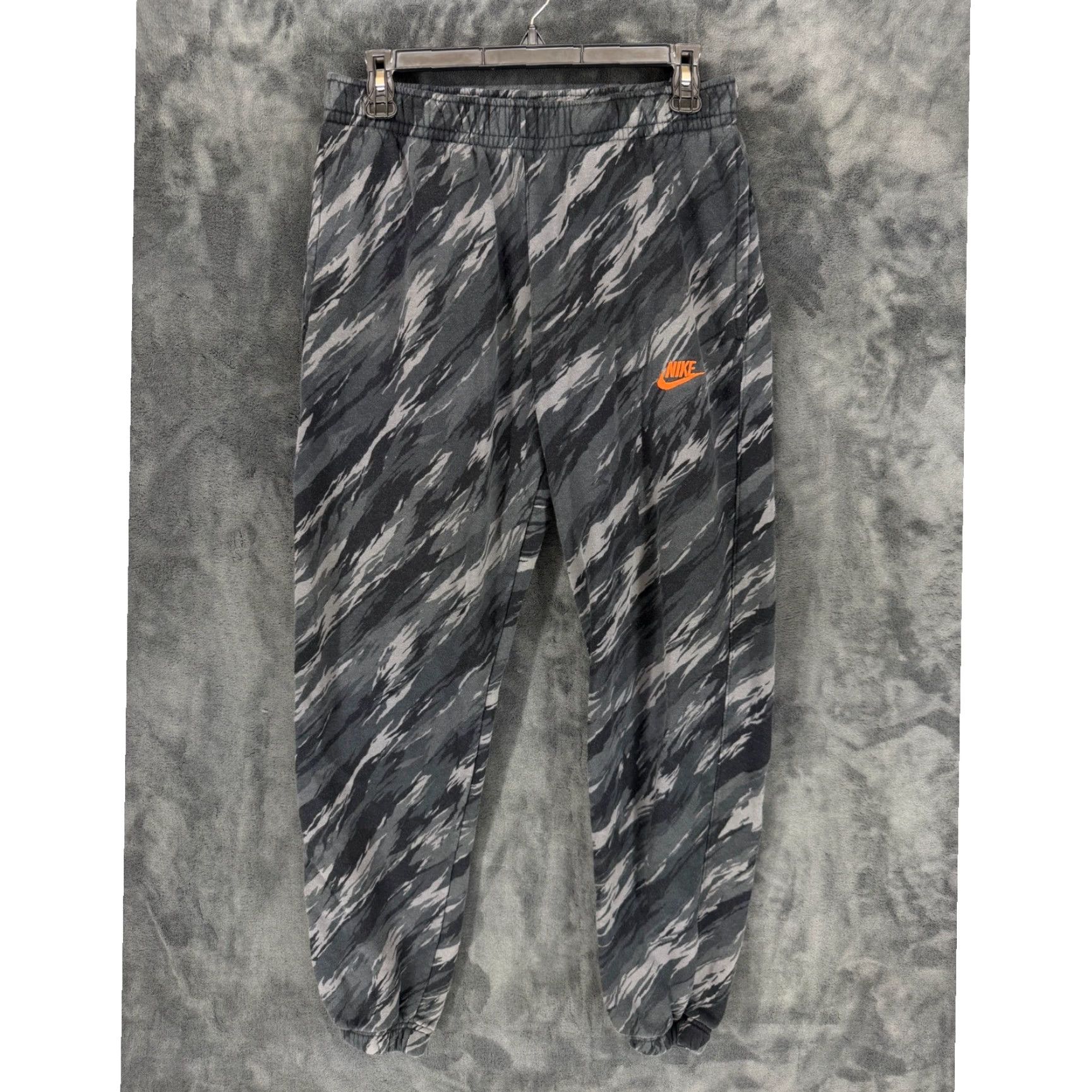 Nike Nike Sportswear Club Fleece Joggers Mens M Camouflage Grey Black DD5145-010 Size US 31 - 2 Thumbnail