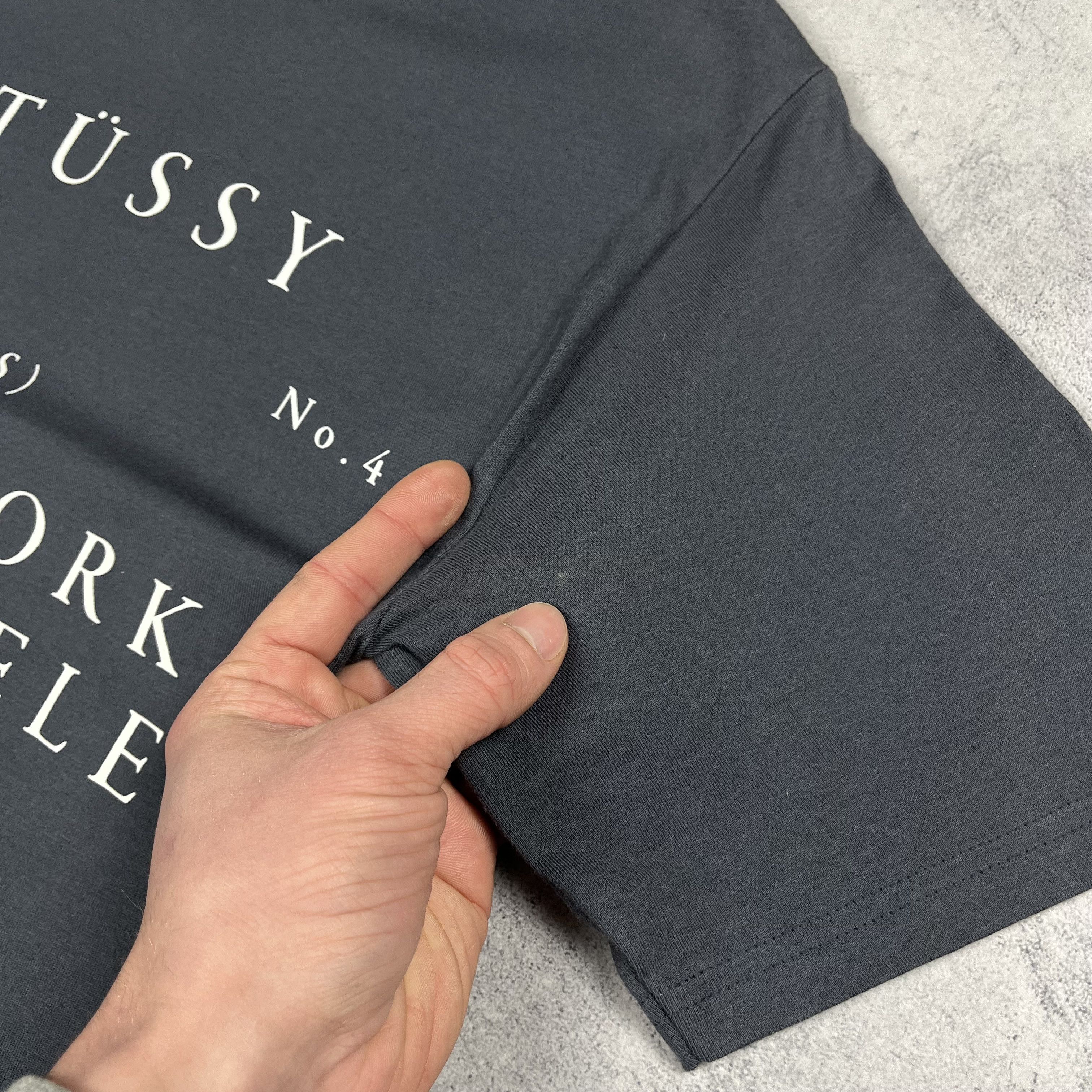 Stussy Vintage Stussy Tour Big Logo T Shirt 00’s Size US S / EU 44-46 / 1 - 10 Thumbnail