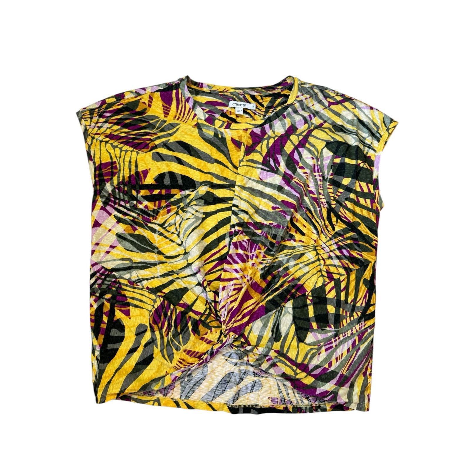 Chicos CHICOS Tropical Leaf Print Knot Front Tee Size Medium (1) Size M / US 6-8 / IT 42-44 - 4 Thumbnail