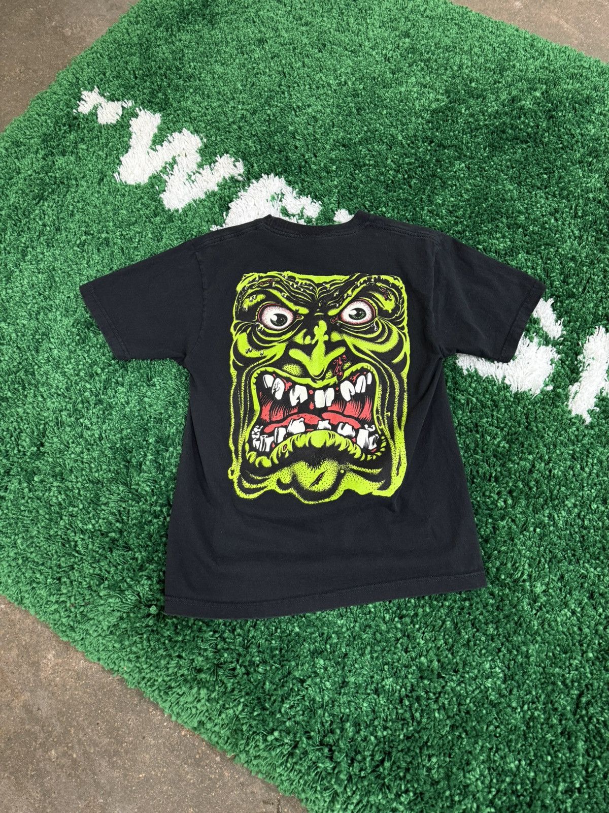 Santa Cruz Skateboards × Vintage Santa Cruz Skateboards Slime Face Logo Tee Black Small Size US S / EU 44-46 / 1 - 1 Thumbnail