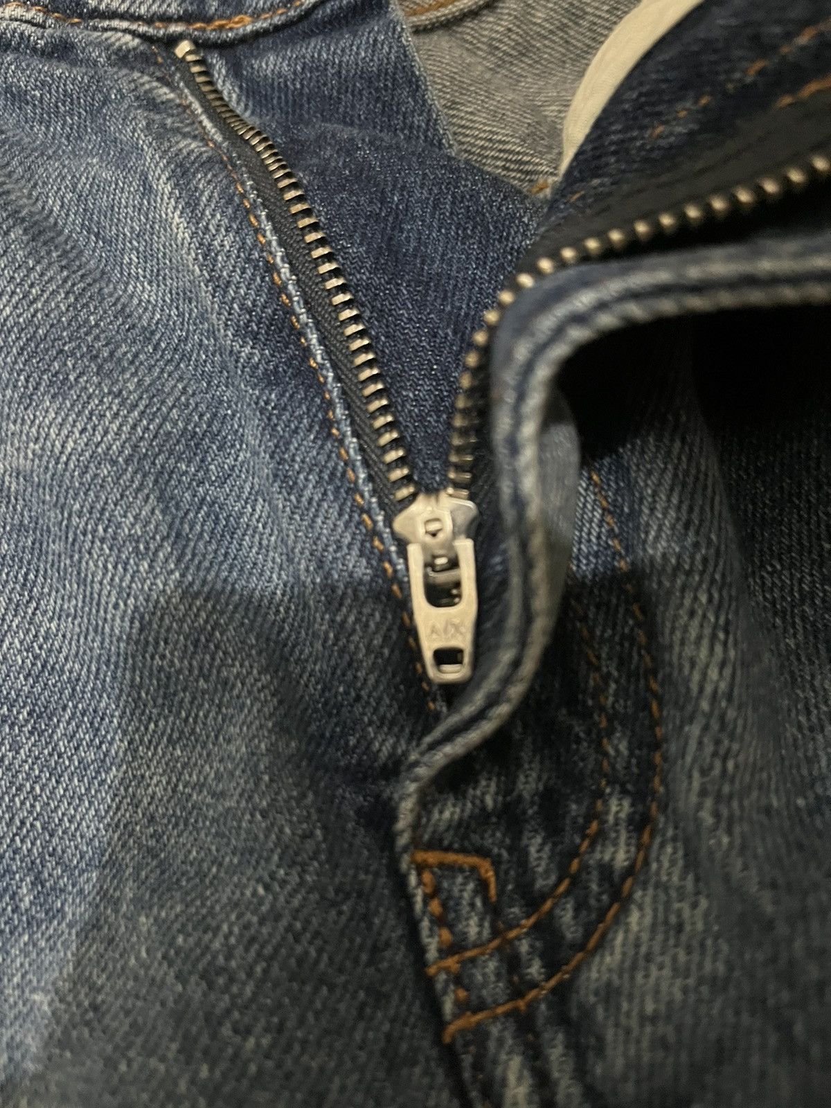 Armani Exchange Armani exchange J21 Side Band Boyfriend Style Size US 28 / EU 44 - 4 Thumbnail