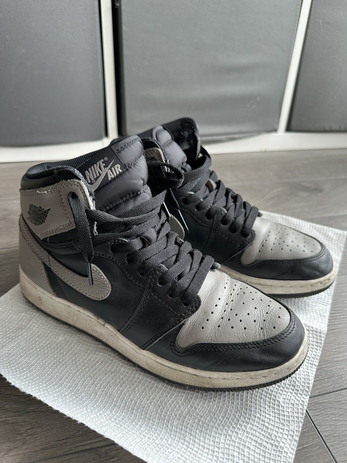 Jordan Brand × Nike Jordan 1 Shadow Size US 7 / EU 40 - 1 Thumbnail