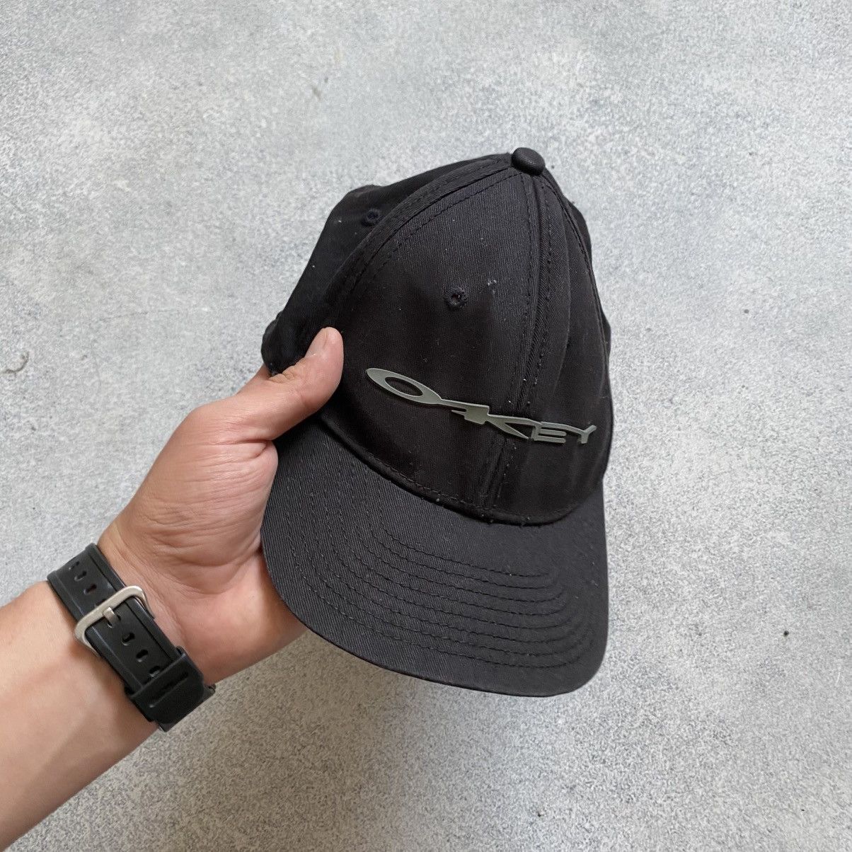 Oakley Vintage Oakley Cap Black Embroidered Logo Y2K Streetwear Size ONE SIZE - 4 Thumbnail