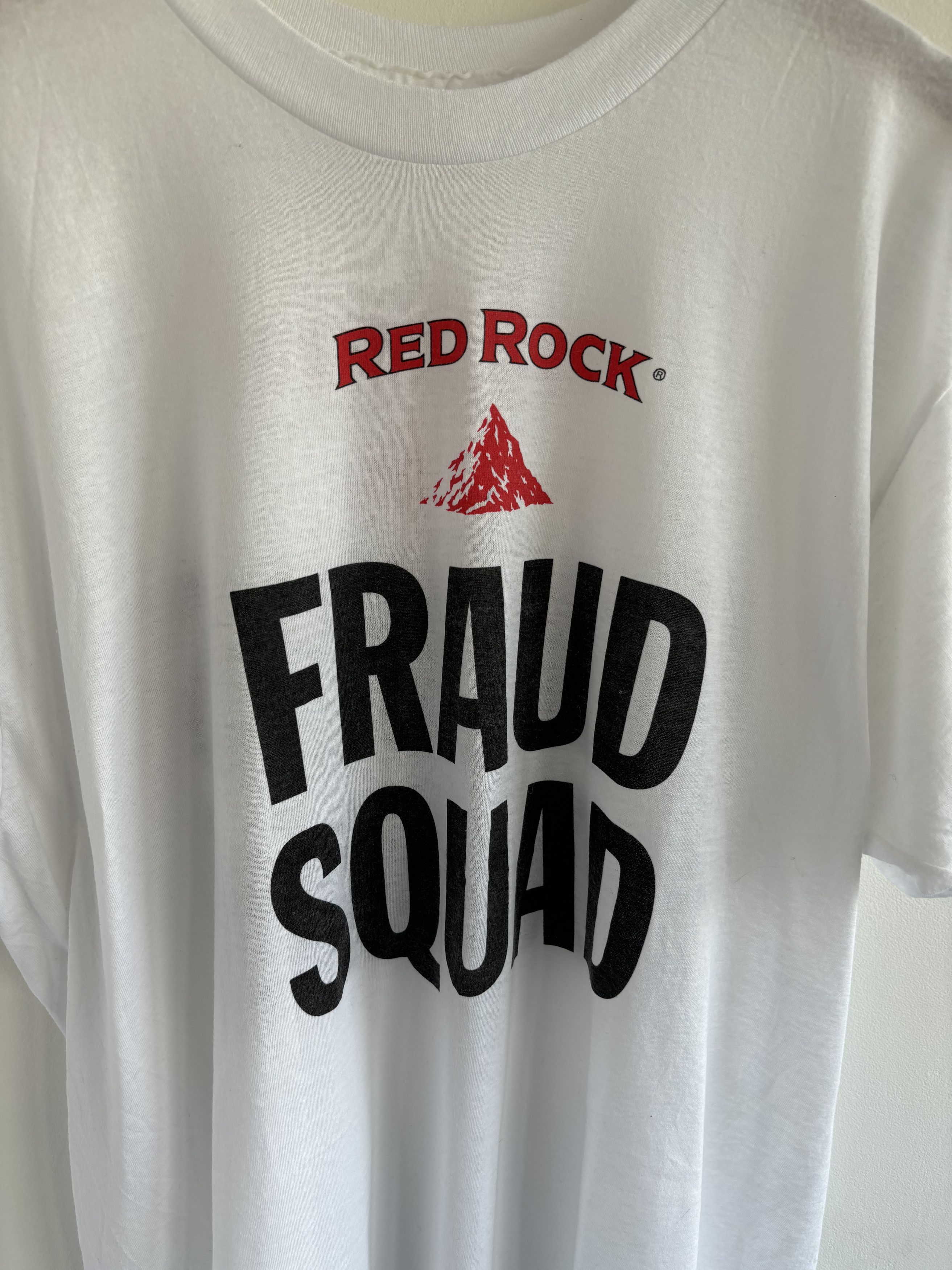 Other Vintage Red Rock Fraud Squad Cider Singlestitch Tee Size US L / EU 52-54 / 3 - 2 Thumbnail