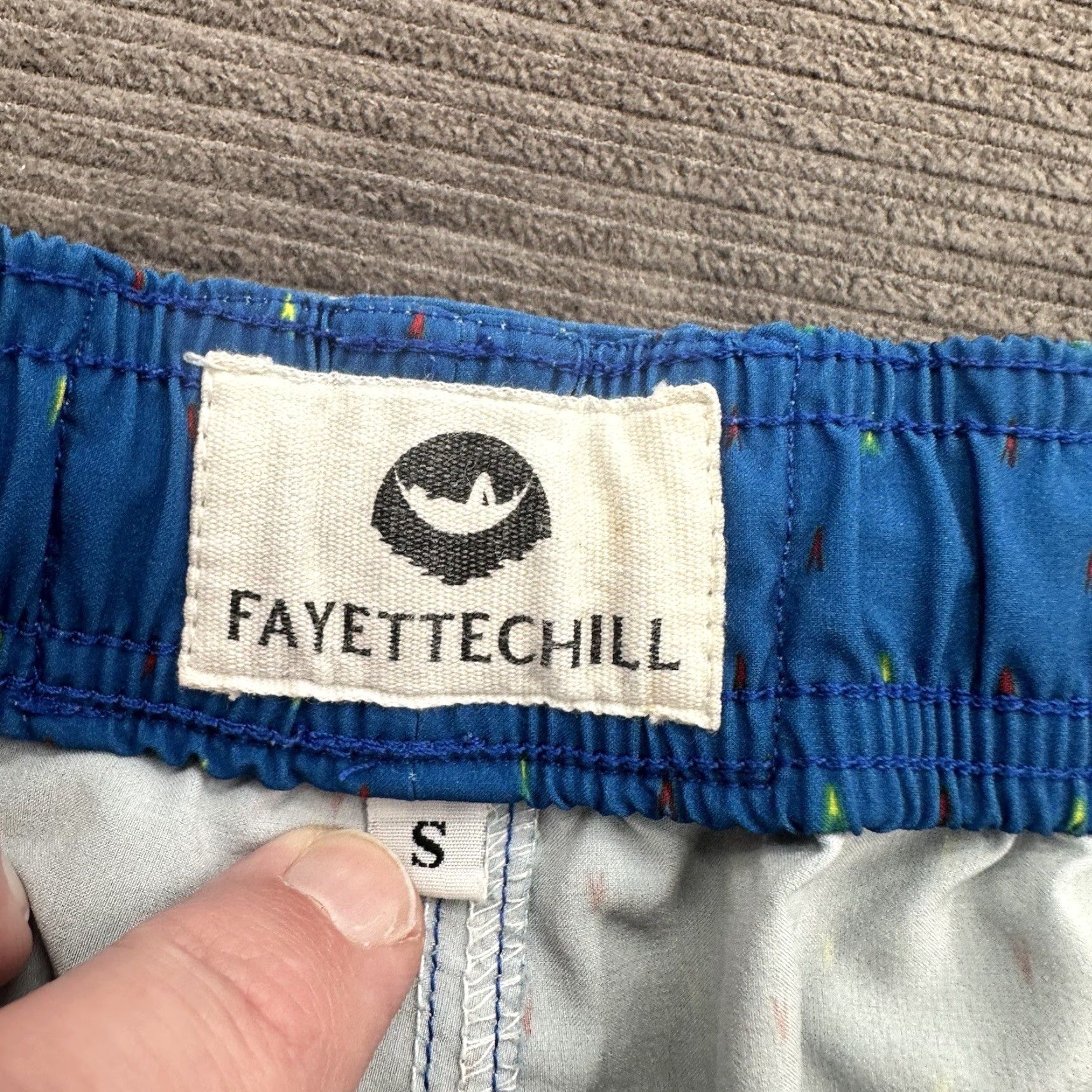 Vintage Fayettechill Shorts Men Small Blue Polyester Drawstring Inseam 6" Board Style 5-Pocket Outdoor Adult Regular Size US 29 - 4 Thumbnail
