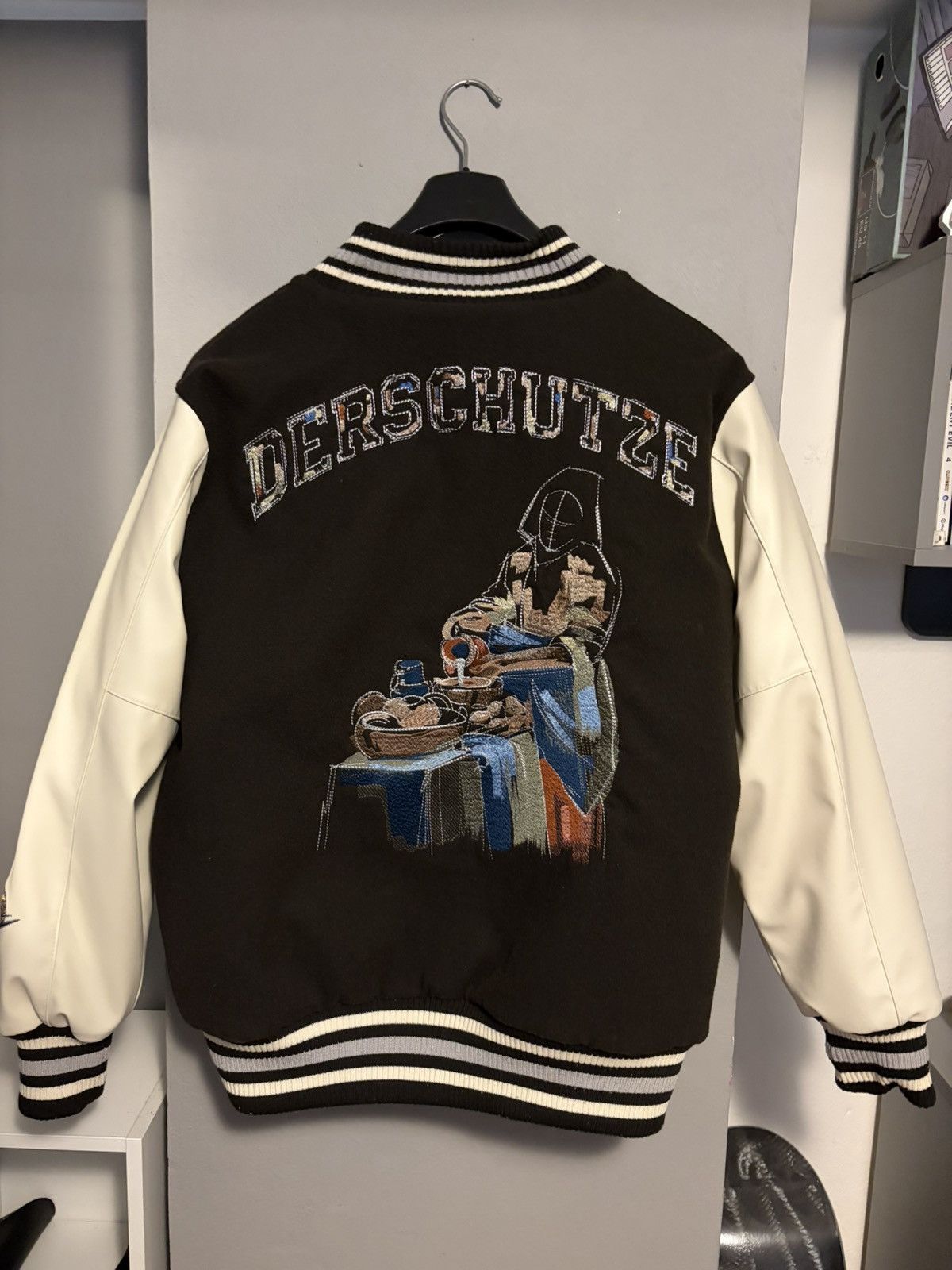 Derschutze derschutze “painter V4” Varsity brown Size US XL / EU 56 / 4 - 2 Thumbnail