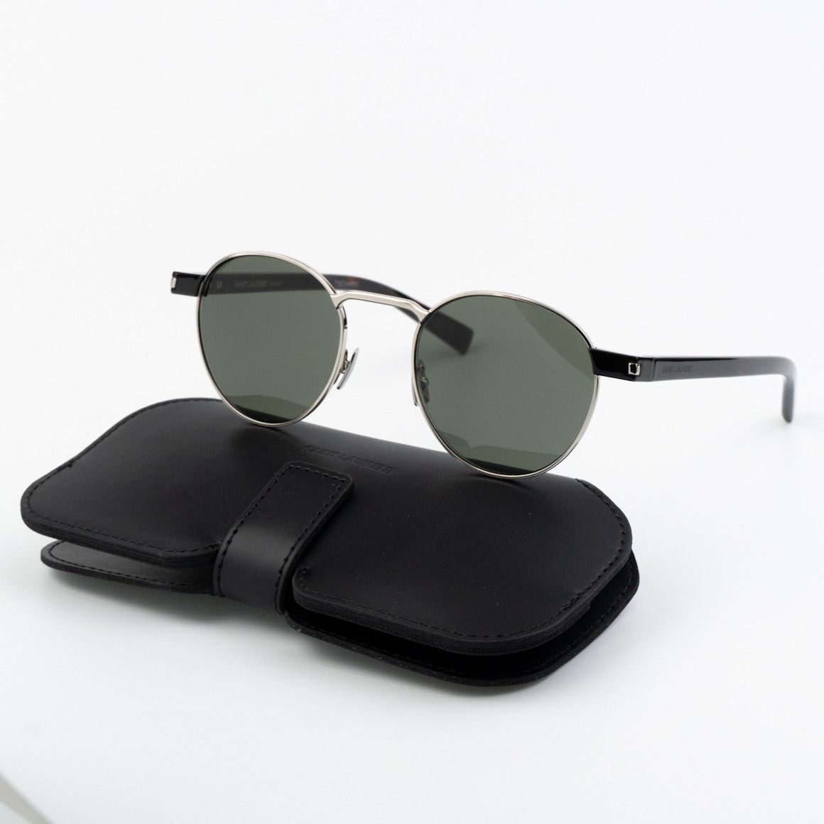 Yves Saint Laurent NEW Saint Laurent SL707 001 Oval Unisex Sunglasses Size ONE SIZE - 1 Thumbnail