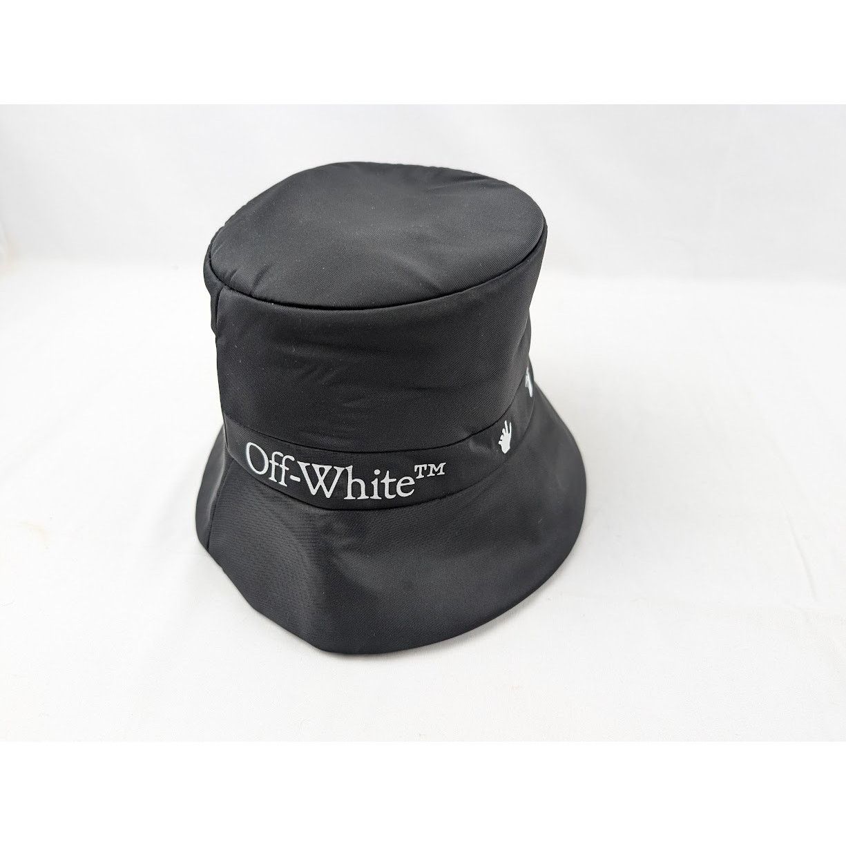 Off-White o1rshd1 Size: OS Logo Viscose Rain Cap in Black / White Size ONE SIZE - 10 Thumbnail