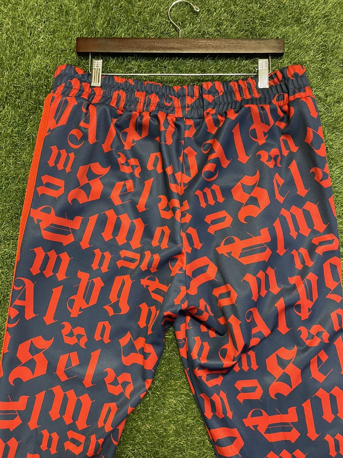 Palm Angels Size XXL - Palm Angels Monogram Sweatpants Red/Blue Size US 38 / EU 54 - 8 Thumbnail