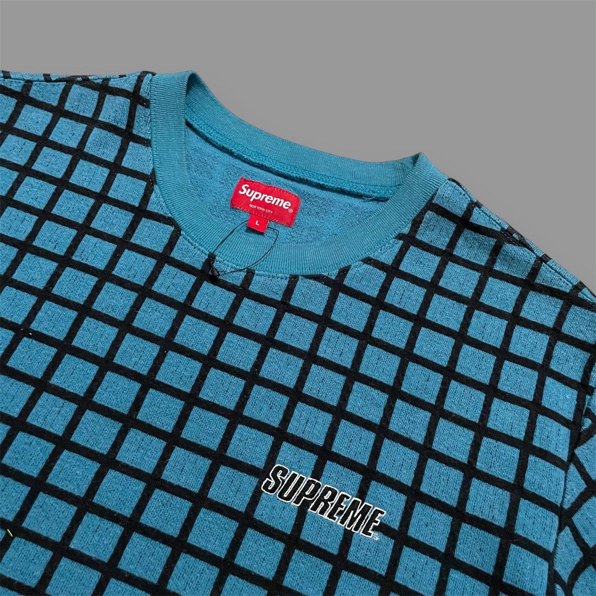 Supreme Supreme SS19 Grid Jacquard Size US M / EU 48-50 / 2 - 2 Thumbnail