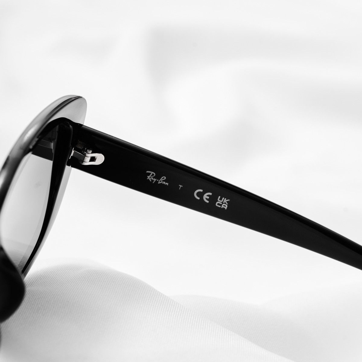 RayBan RAYBAN 0RB4421D 667787 SUNGLASSES Size ONE SIZE - 4 Thumbnail