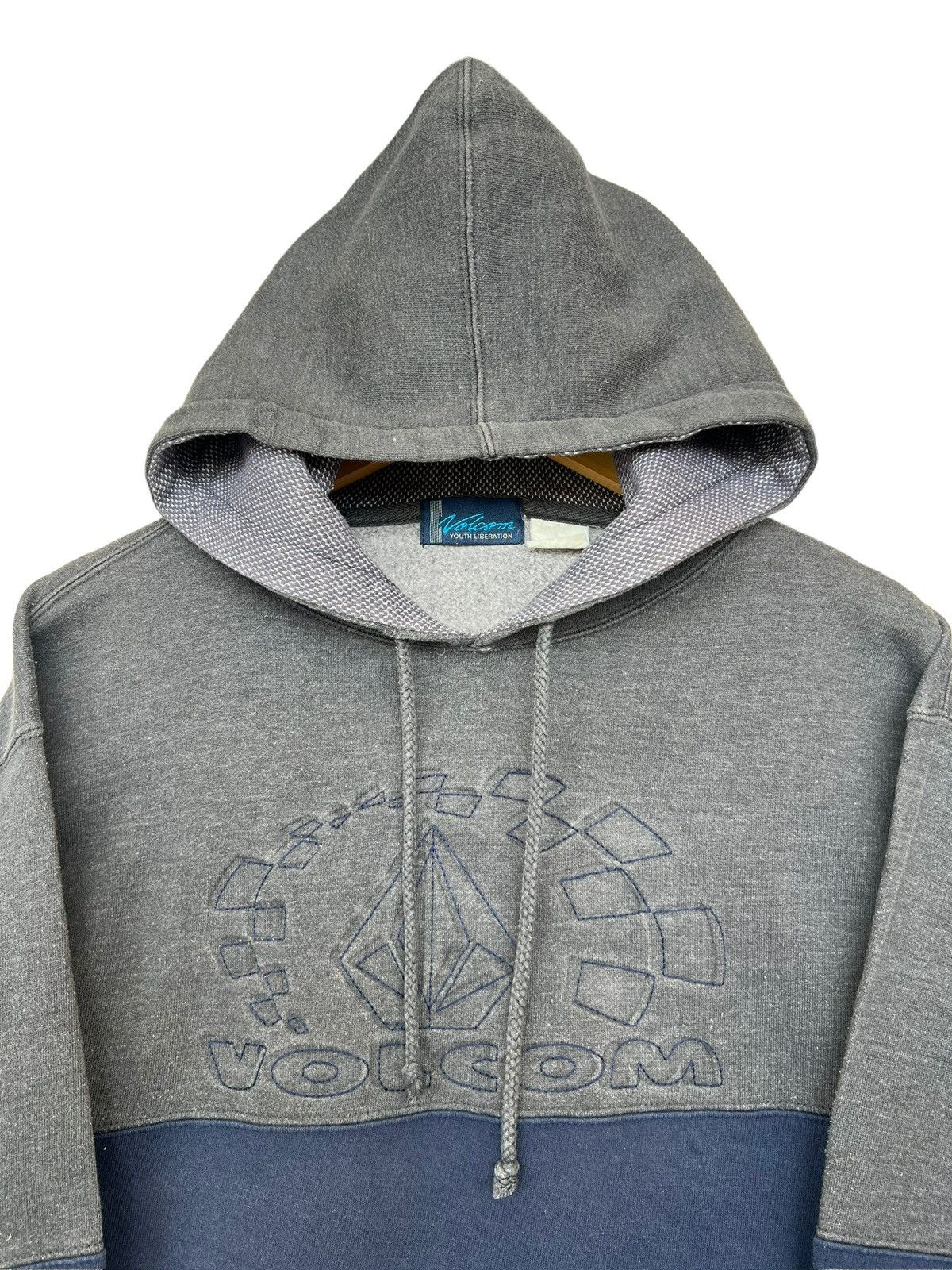 Volcom Vintage Y2K Volcom Skate Surf Baggy Sun Faded Hoodie Size US S / EU 44-46 / 1 - 3 Thumbnail