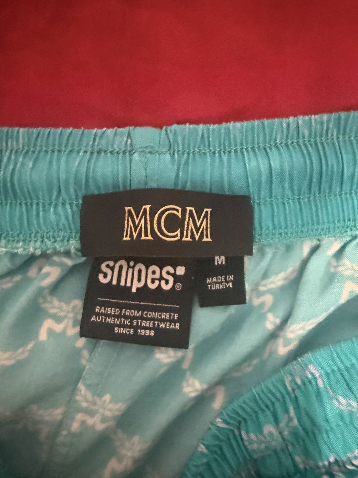 MCM Mcm x Snipes shorts Sized medium Size US 32 / EU 48 - 3 Thumbnail