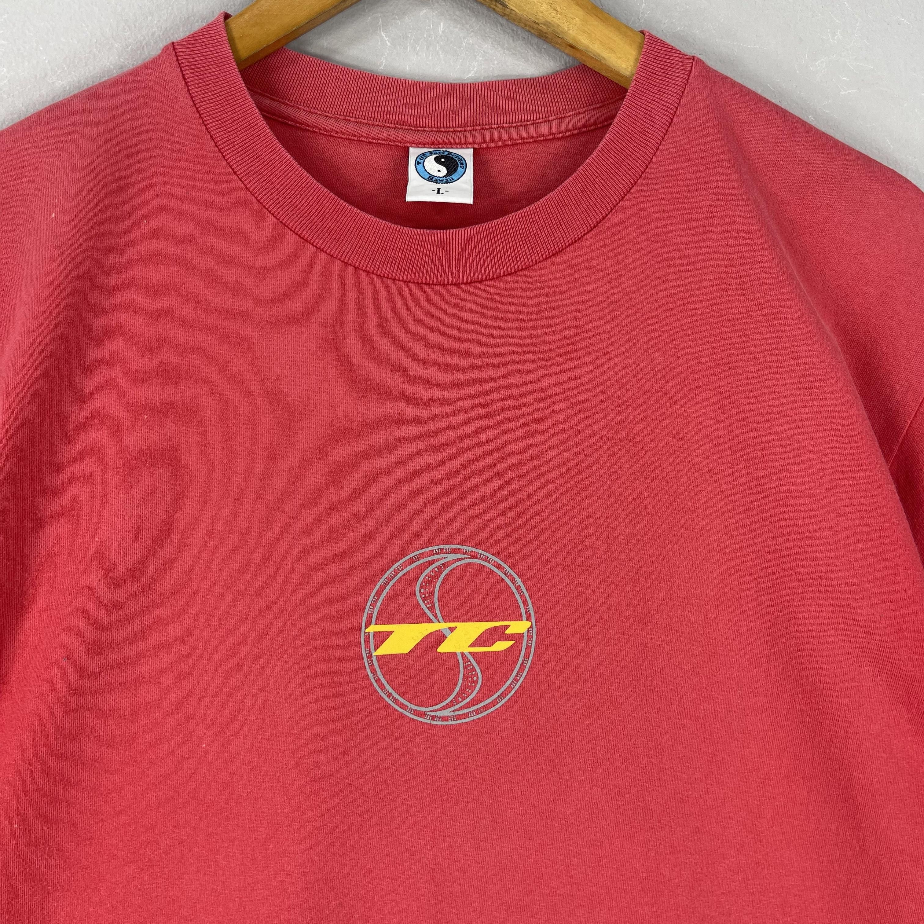Vintage Vintage 90s T&C Dragon Printed Surf Design Hawaii Tshirt Size US M / EU 48-50 / 2 - 6 Thumbnail