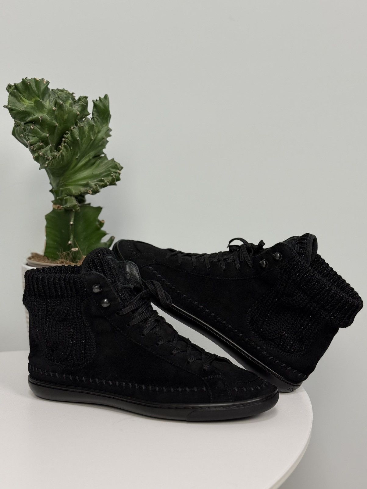 Louis Vuitton Louis Vuitton LV Monogram Logo Suede High Top Sneakers Shoes Size US 7 / IT 37 - 3 Thumbnail