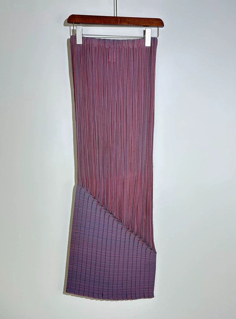 Issey Miyake Issey Miyake Pleated Ombre Midi Skirt - dmc Size US 30 / EU 46 - 1 Thumbnail
