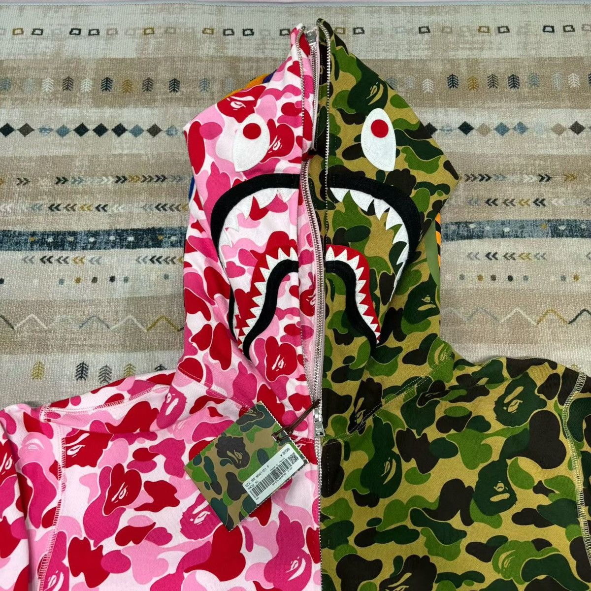 Bape BAPE CAMO SHARK FULL ZIP HOODIE Size US XL / EU 56 / 4 - 2 Thumbnail