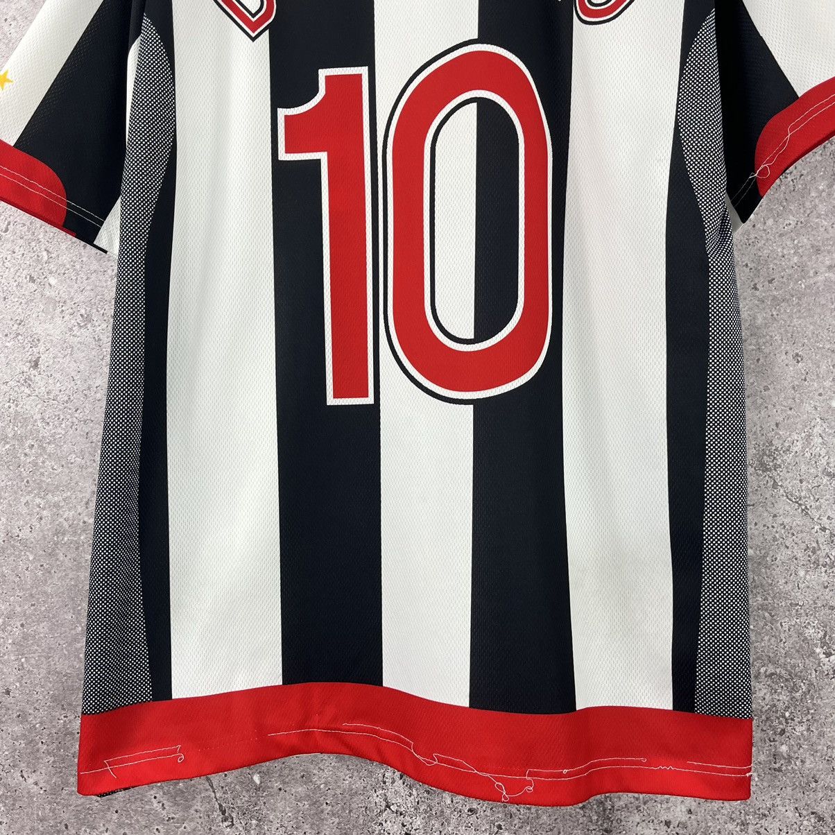 Vintage Juventus Official Merchandise Jersey # 10 Del Piero Size M Size US M / EU 48-50 / 2 - 10 Thumbnail