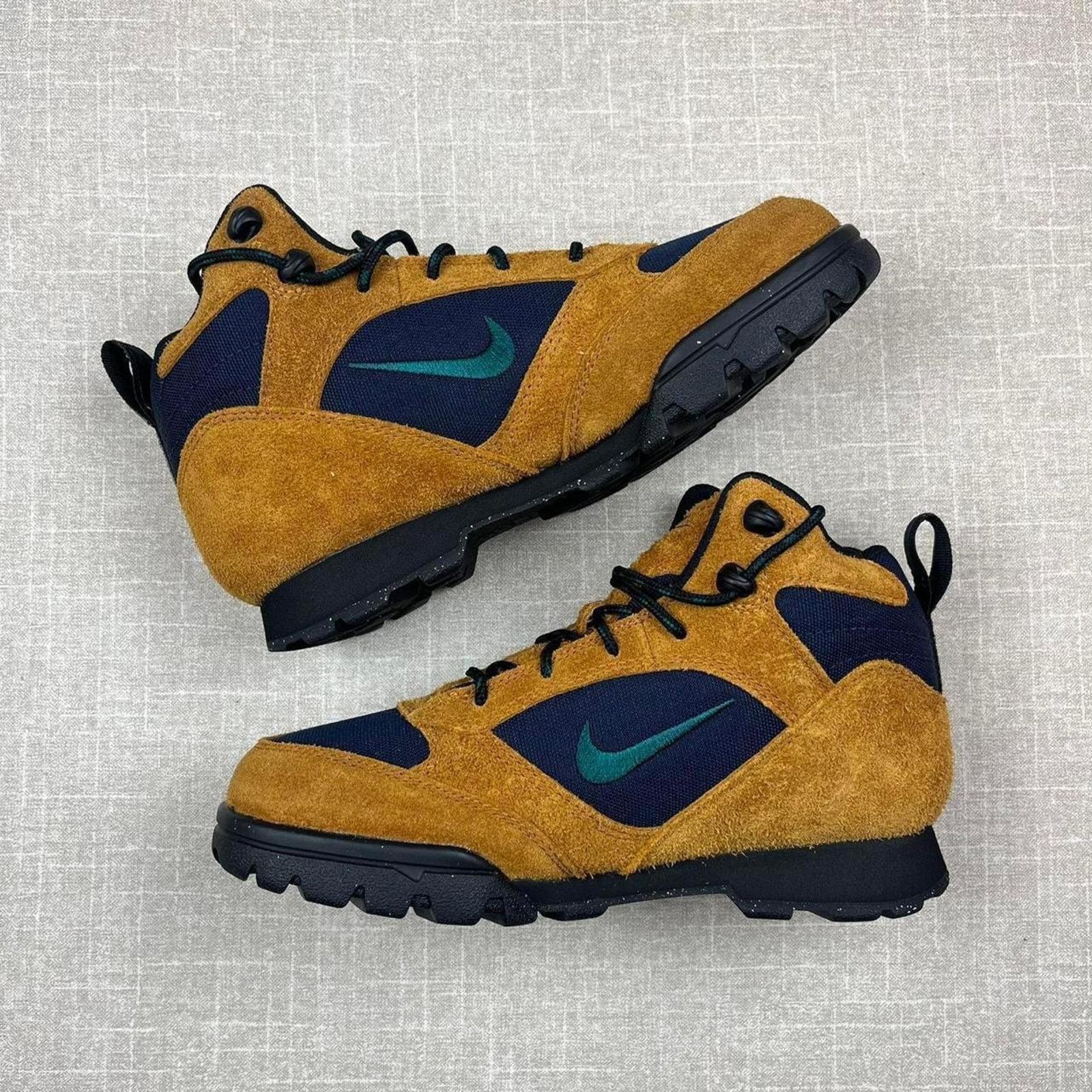 Nike ACG Nike ACG Torre Mid "Burnt Sienna" 10M Size US 10 / EU 43 - 2 Thumbnail