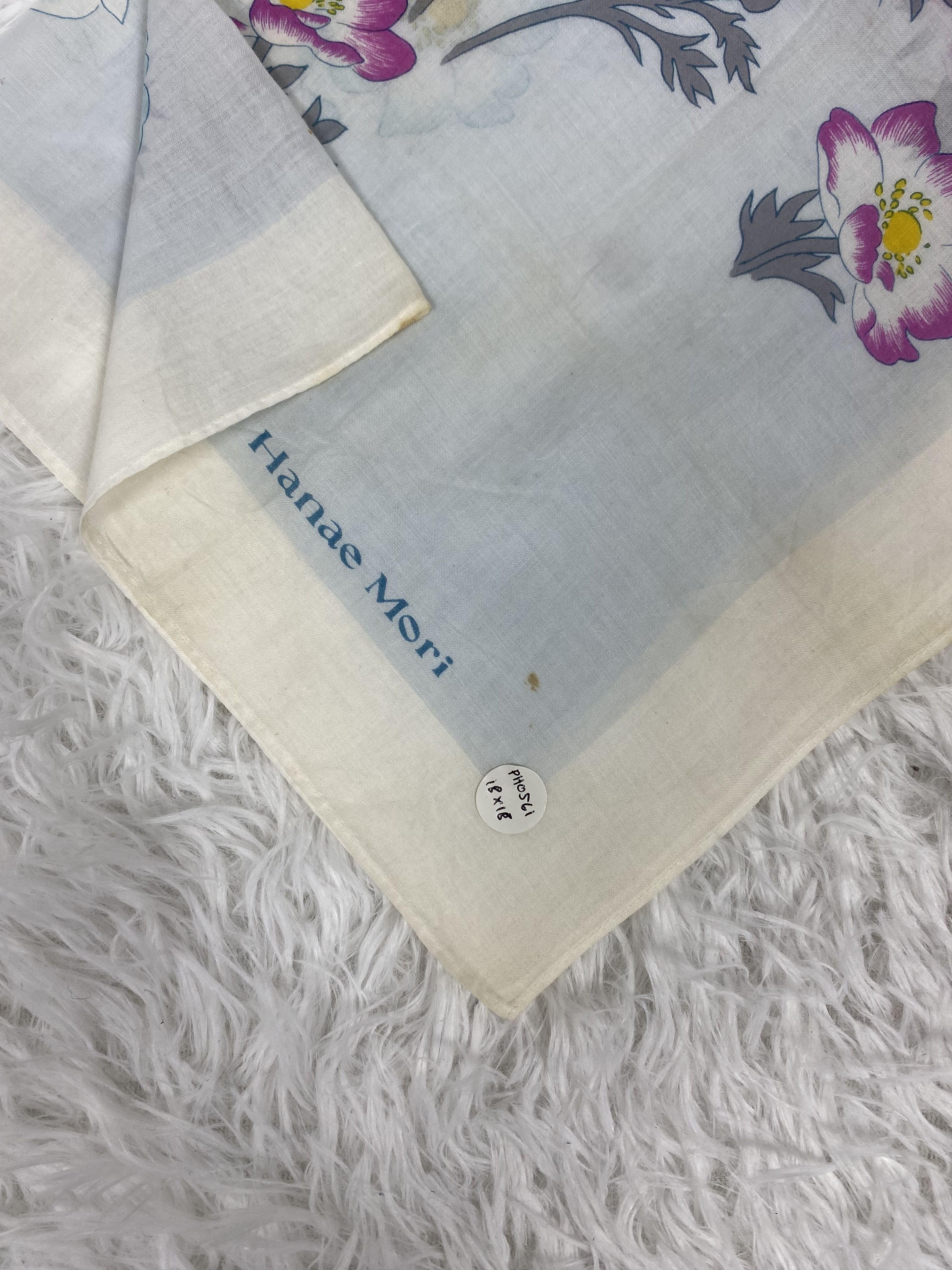 Hanae Mori Vintage Hanae Mori Handkerchief Neckerchief PH0561 Size ONE SIZE - 2 Thumbnail