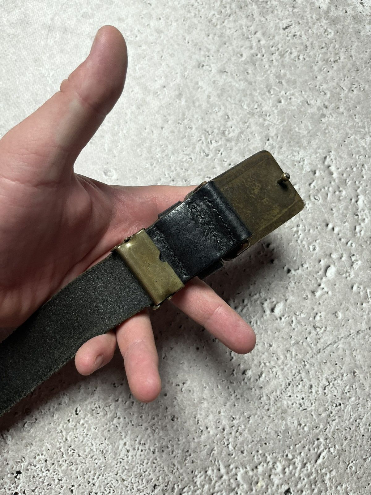 Levi's × Vintage Levis vintage metallic buckle leather tear belt big logo Size ONE SIZE - 7 Thumbnail