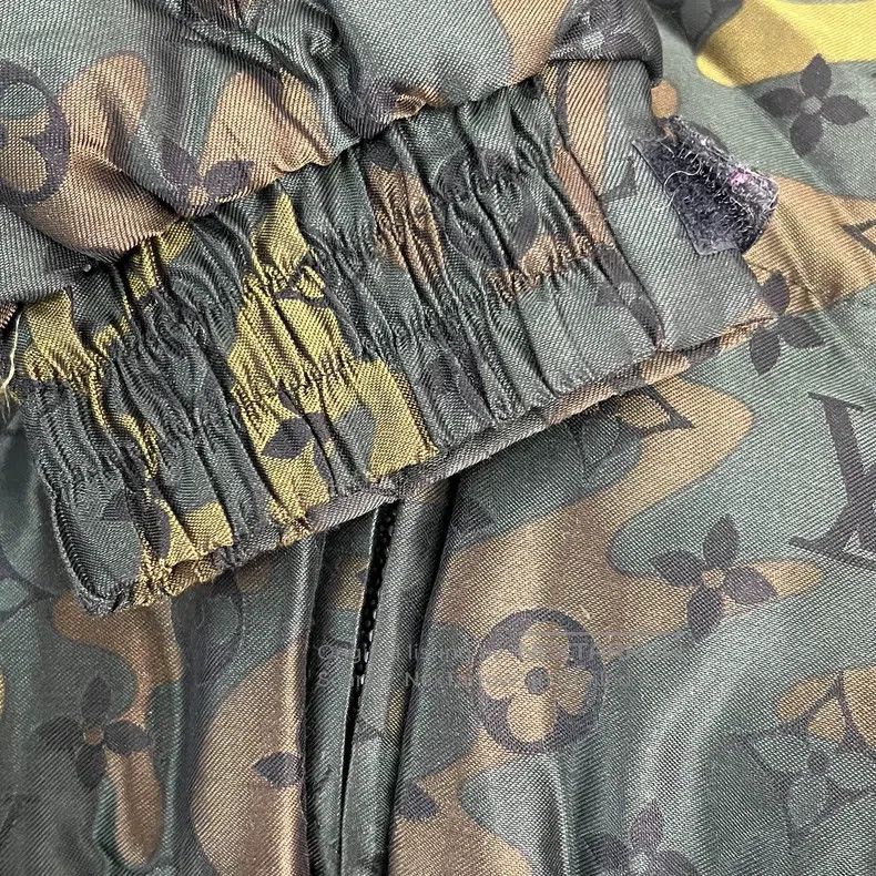 Louis Vuitton Louis Vuitton Presbyopic cotton-padded jacket Size XS / US 0-2 / IT 36-38 - 9 Thumbnail