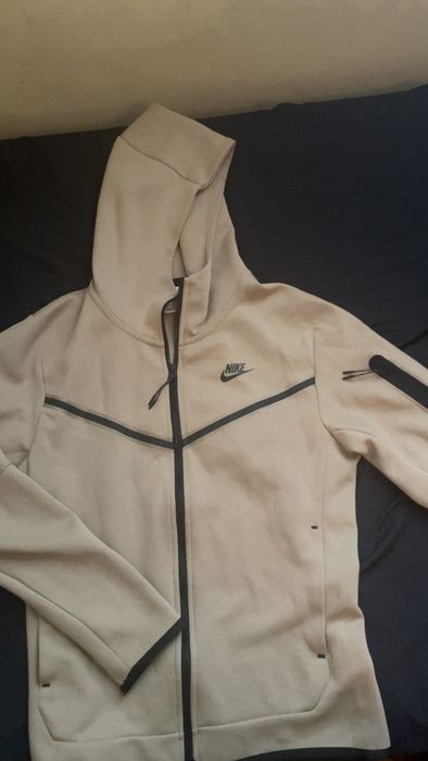 Nike Nike Tech Fleece Full-Zip Hoodie Khaki/Black | Grailed