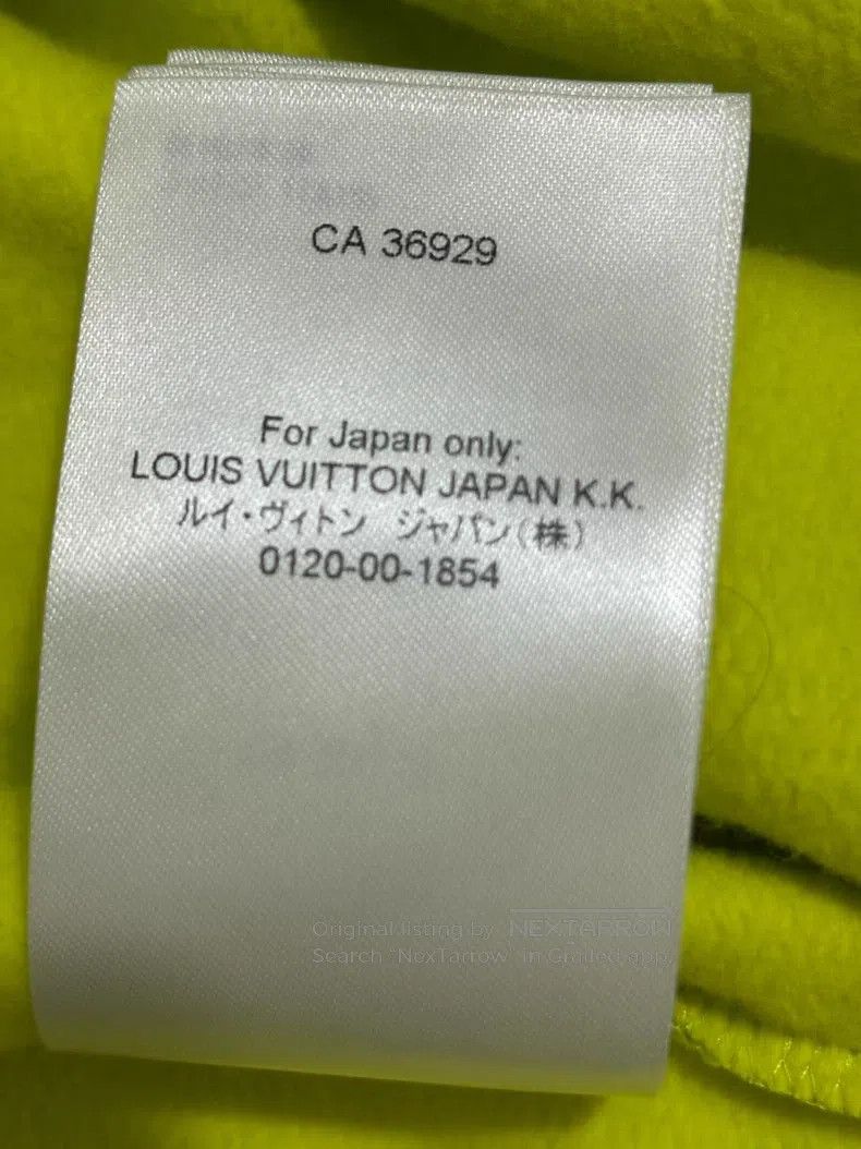Louis Vuitton Louis Vuitton Logo full-print casual crew neck long-sleeve Size US M / EU 48-50 / 2 - 6 Thumbnail