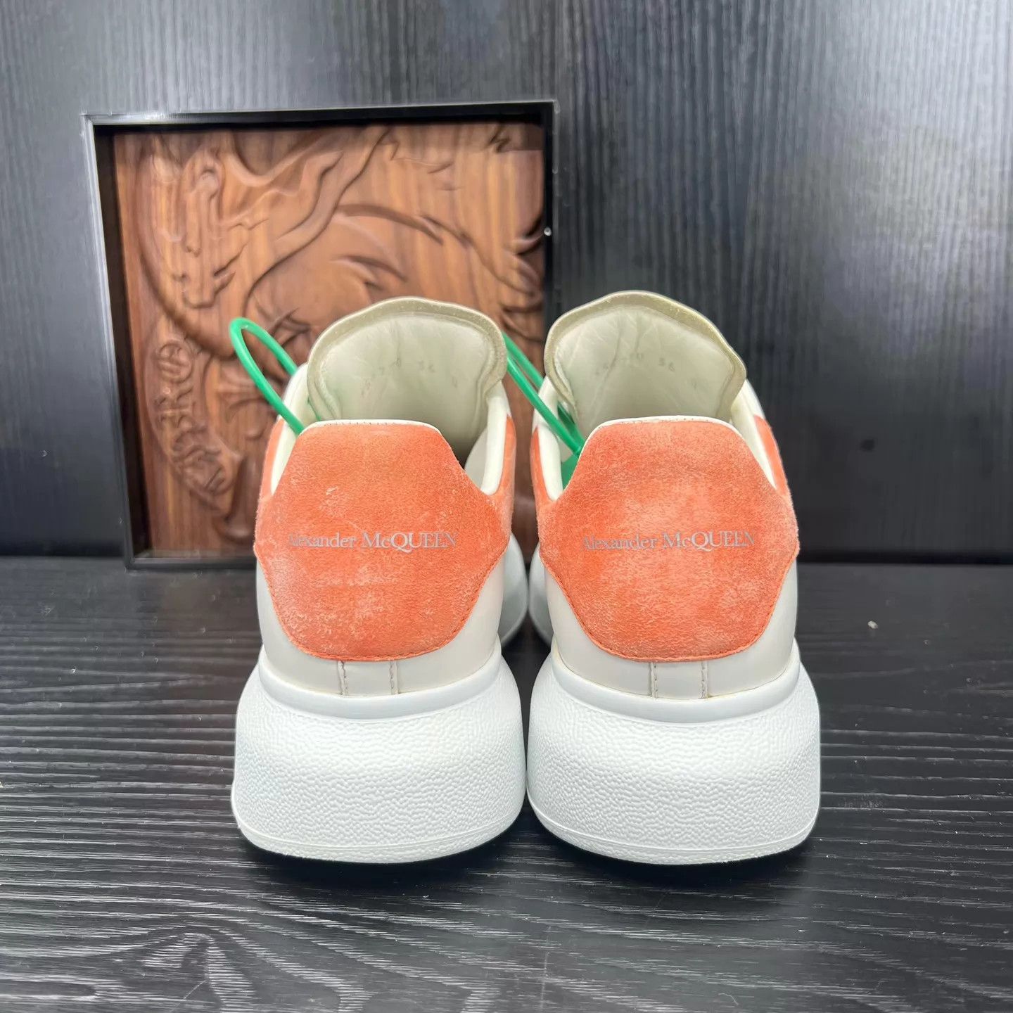 Alexander McQueen Alexander McQueen White Red Red Tail Sneakers 36 Size US 5.5 / IT 35.5 - 5 Thumbnail
