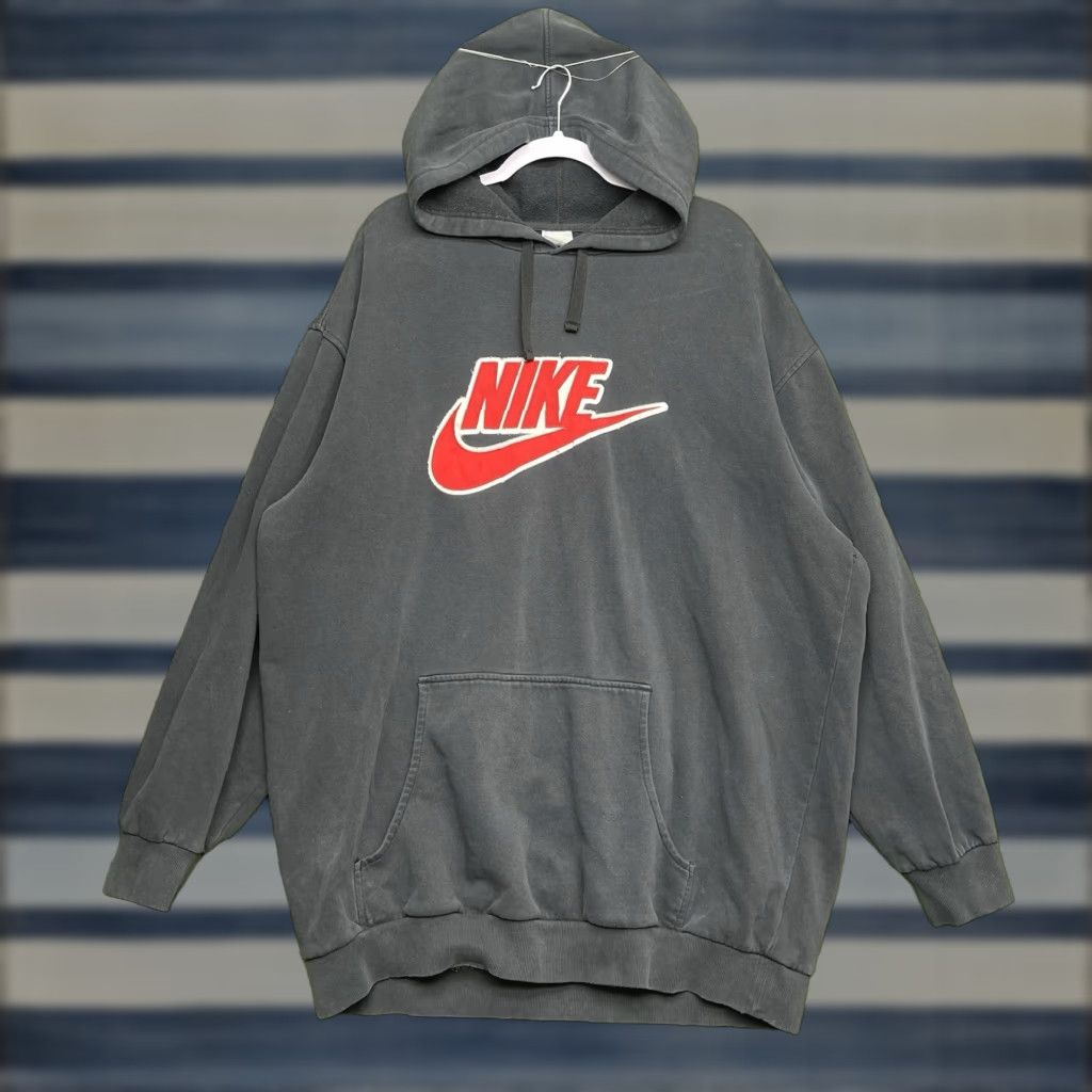 Nike VINTAGE Nike Hoodie Mens Large Tall LT Swoosh Spellout Sweatshirt Black 90s Size US L / EU 52-54 / 3 - 1 Thumbnail