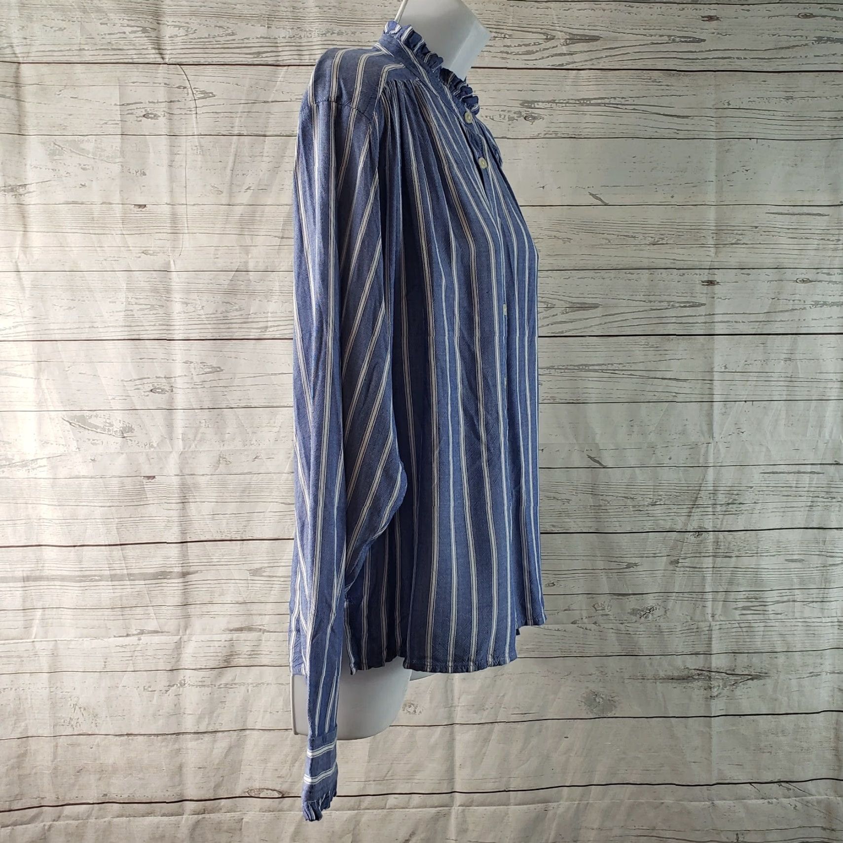 Ann Taylor Ann Taylor LOFT Womens Button Front Shirt Sz Small Blue White Stripe Size S / US 4 / IT 40 - 3 Thumbnail