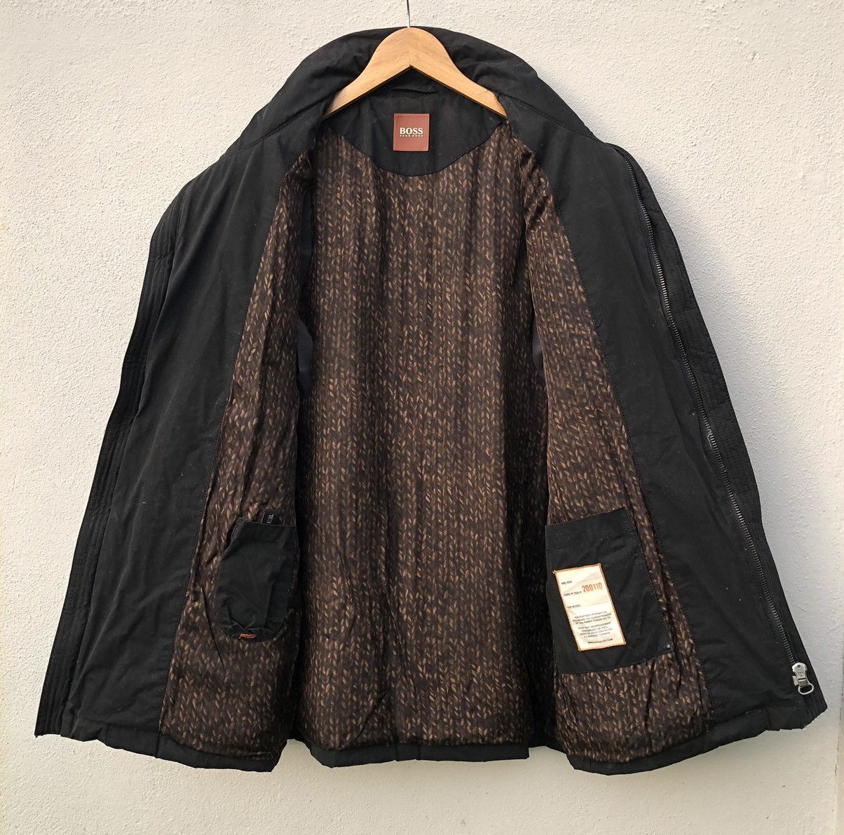 Hugo Boss Vintage Hugo Boss Puffer Winter Coat Jacket Size US XL / EU 56 / 4 - 8 Thumbnail